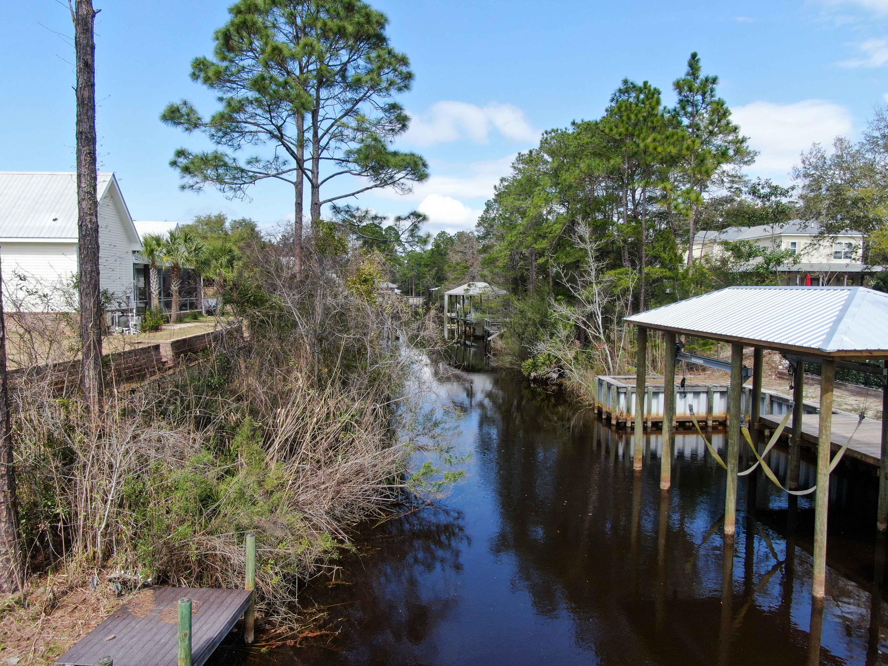 LOT 61 BLK 9 DAUGHETTES 1ST ADDITION TO CHOCTAWATCHEE BEACH - Residential