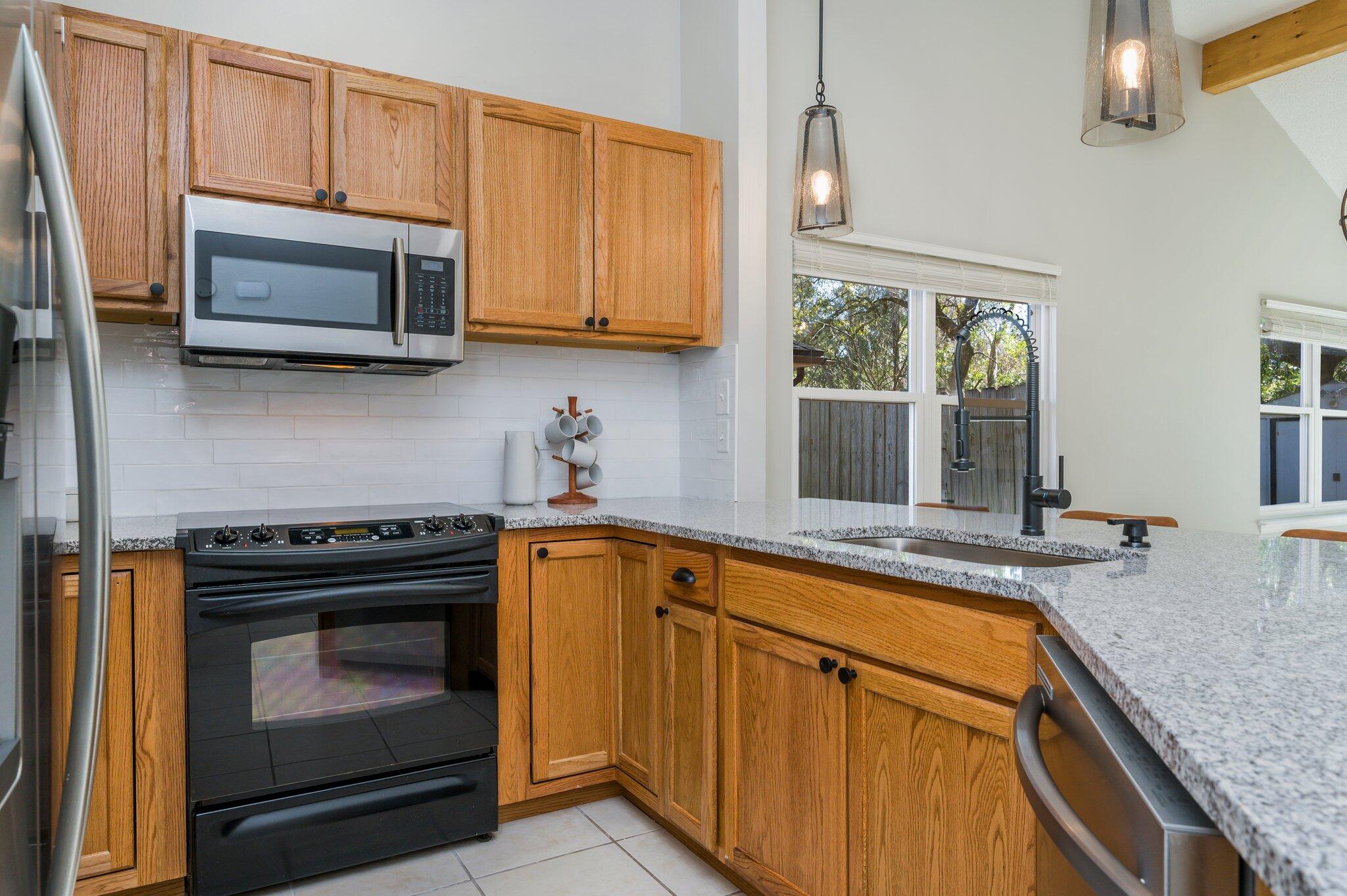 SUMMER HILLS - Residential