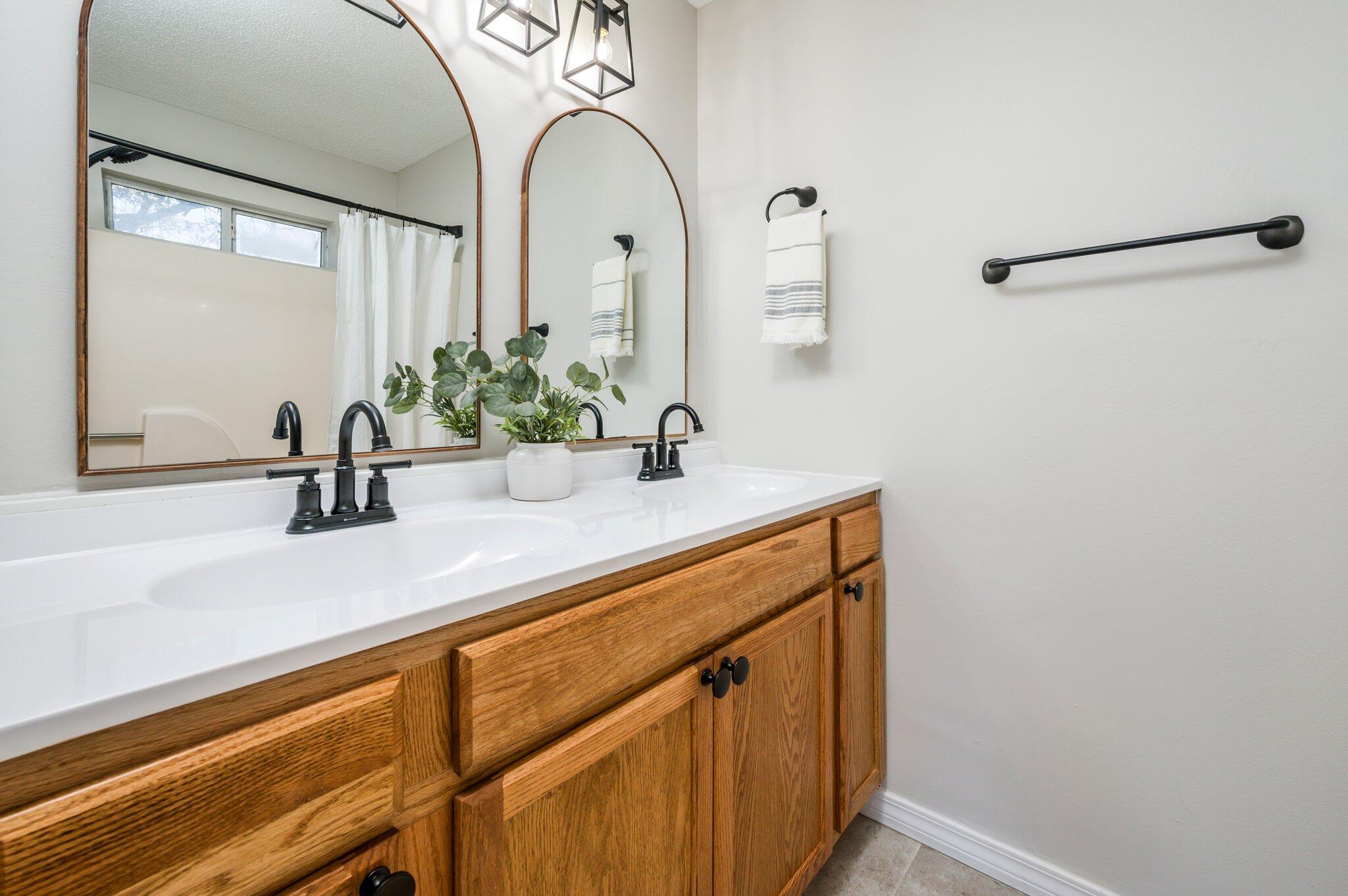 SUMMER HILLS - Residential