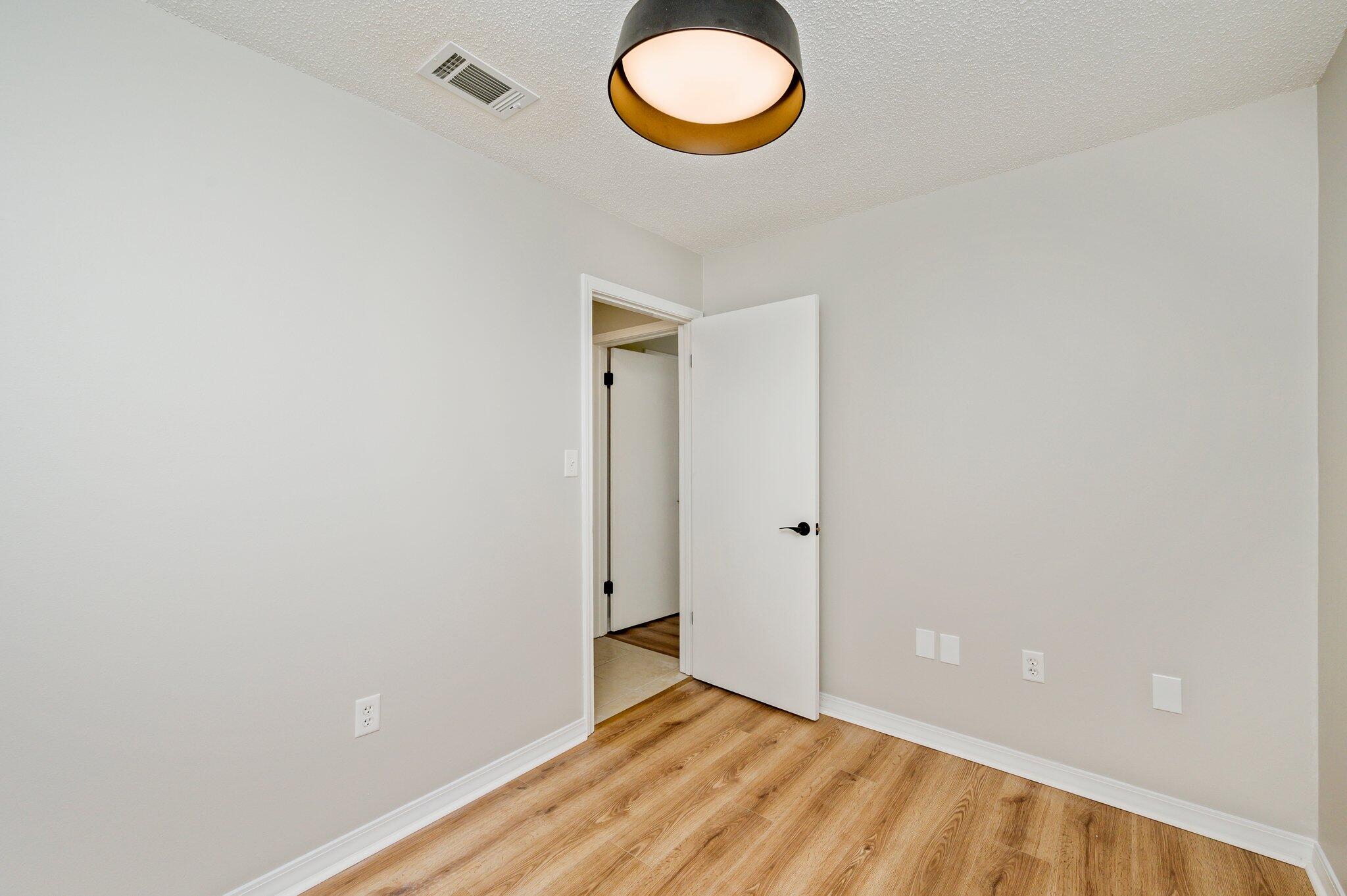 SUMMER HILLS - Residential