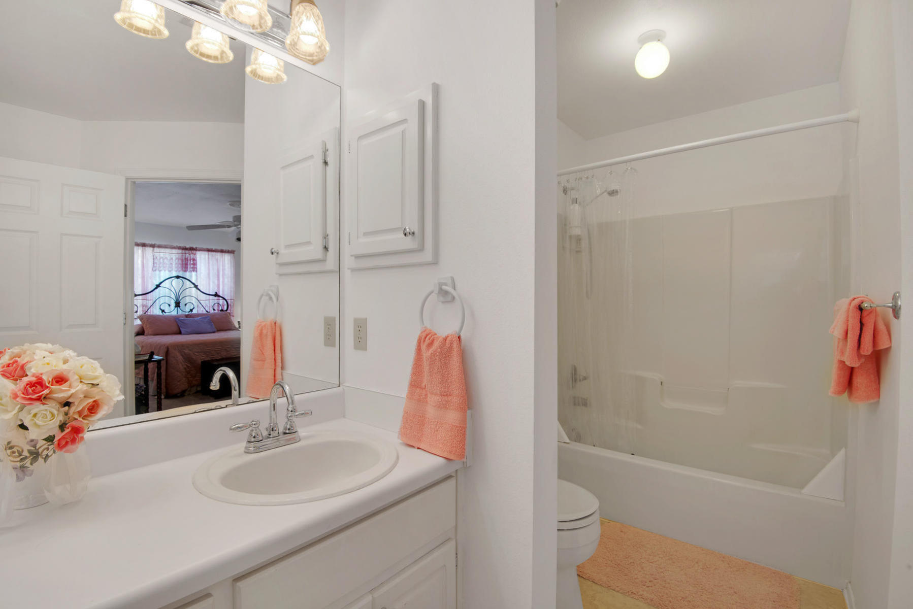 PRO AM ESTATES - Residential