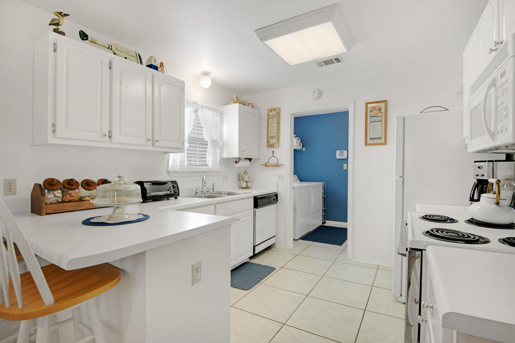 PRO AM ESTATES - Residential