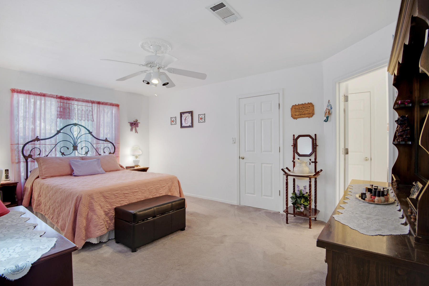 PRO AM ESTATES - Residential