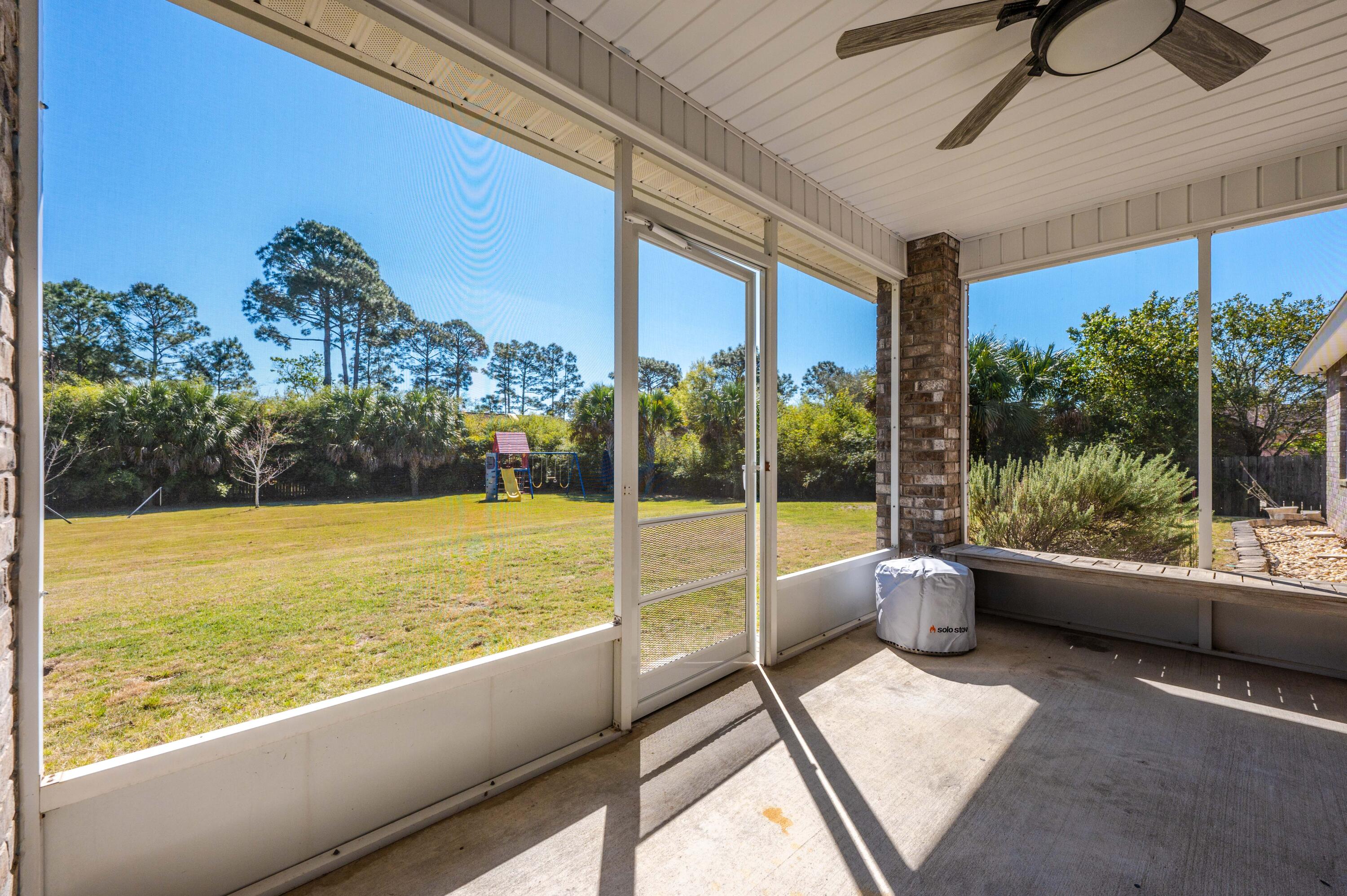 Navarre 2nd Add Lot 26 Blk 20 As Des In OR 2557 PG 1469 - Residential