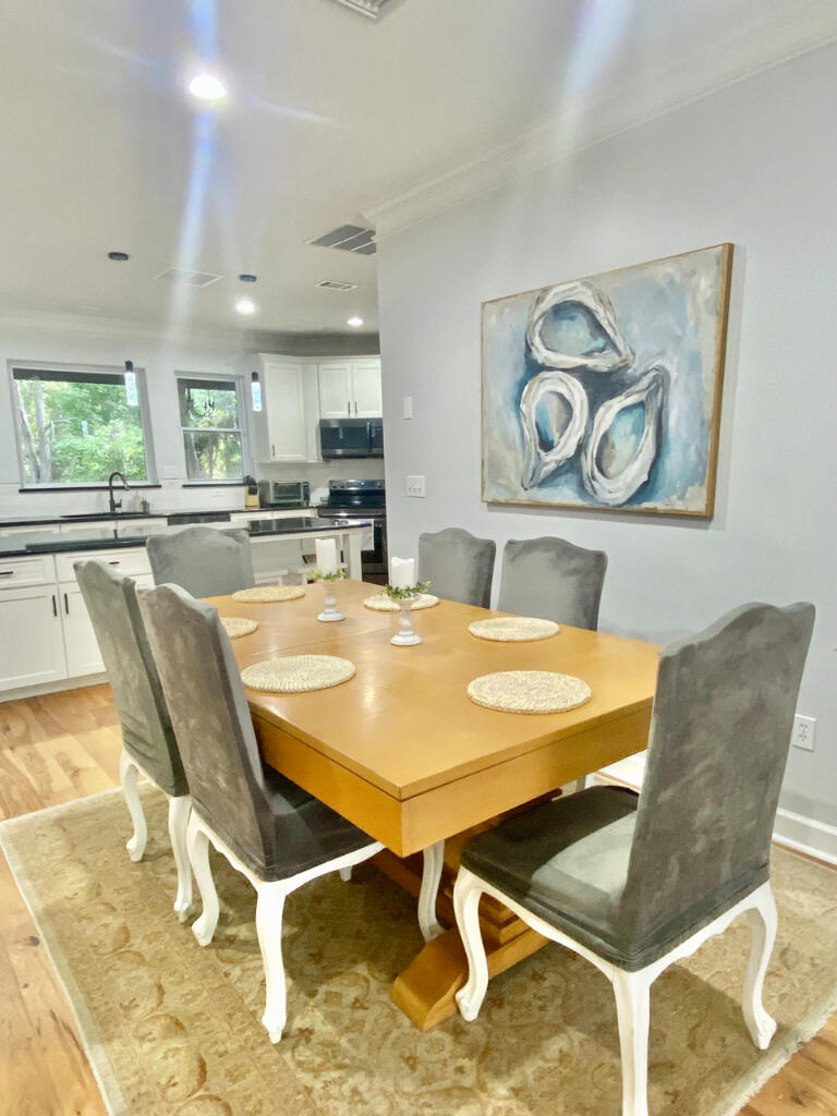TOWN OF SANTA ROSA - Residential