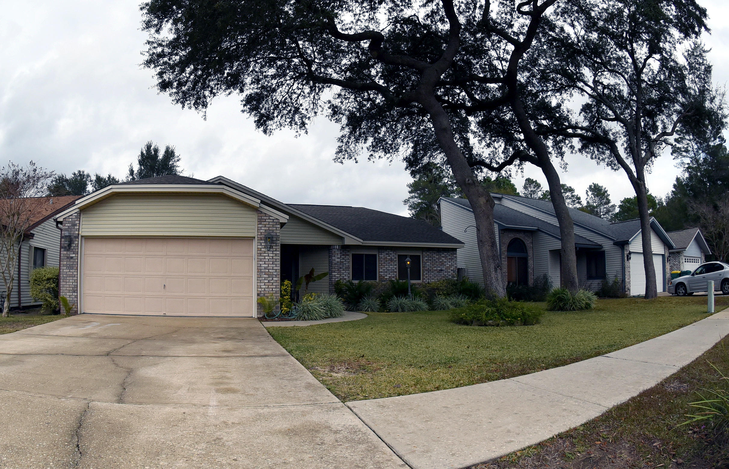 CEDAR RIDGE PH 10 - Residential