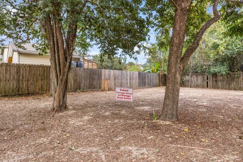 A home in Fort Walton Beach