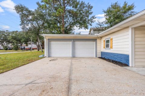 A home in Fort Walton Beach