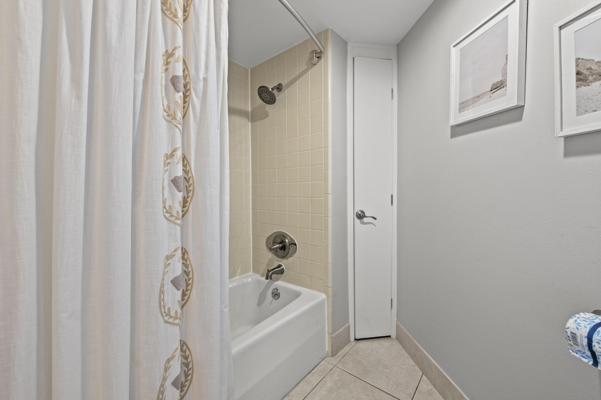 EAST PASS TOWERS CONDO - Residential