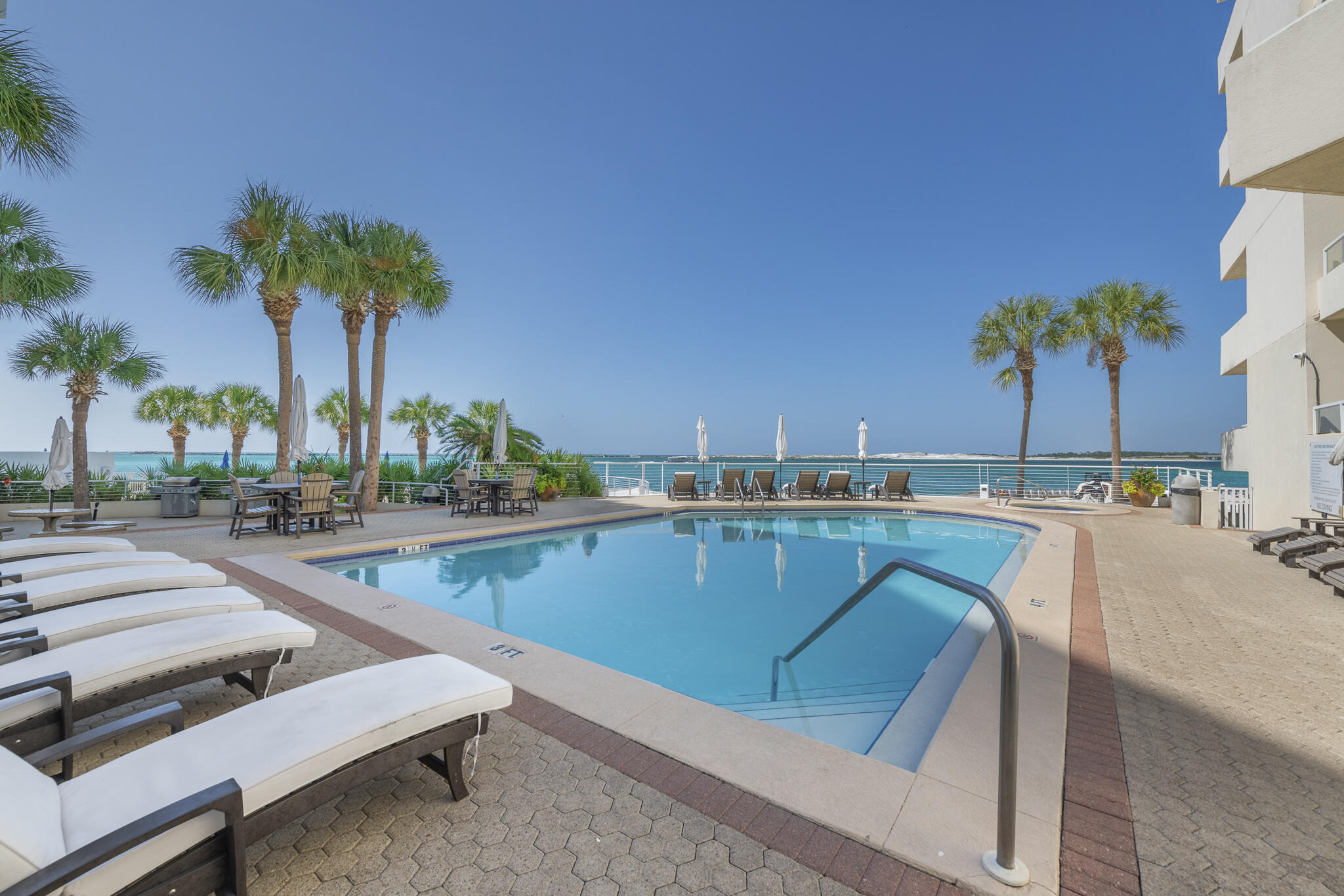 EAST PASS TOWERS CONDO - Residential