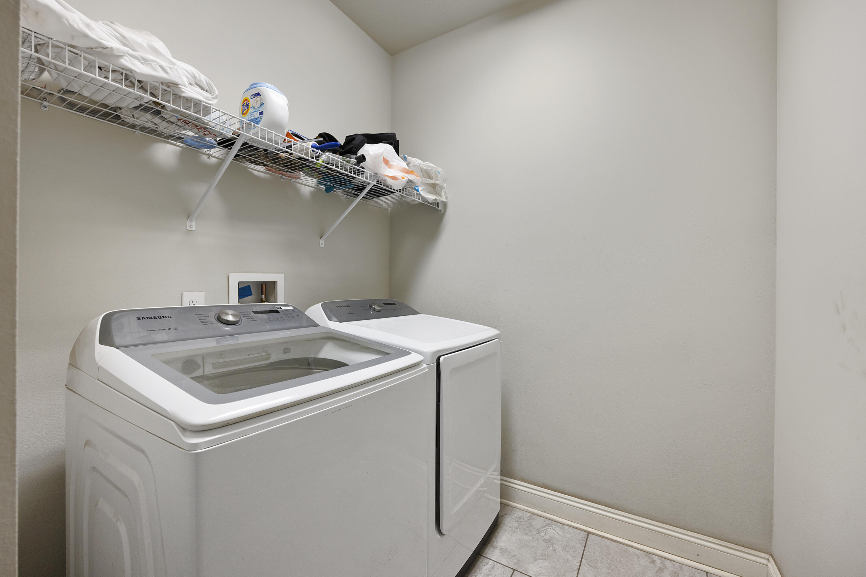 NAVARRE S/D 2ND ADDN - Residential