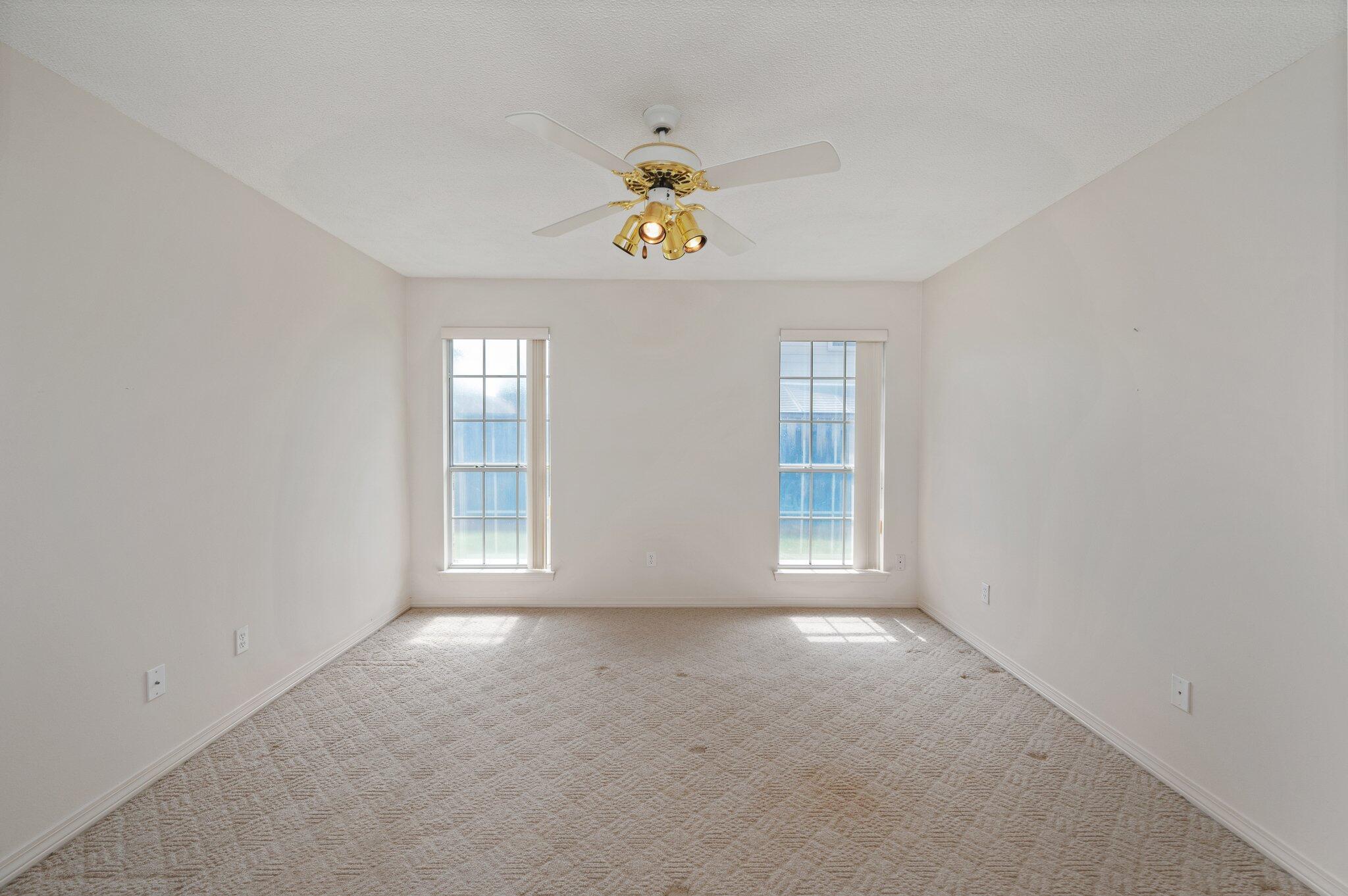 RIDGE WOOD MANOR - Residential