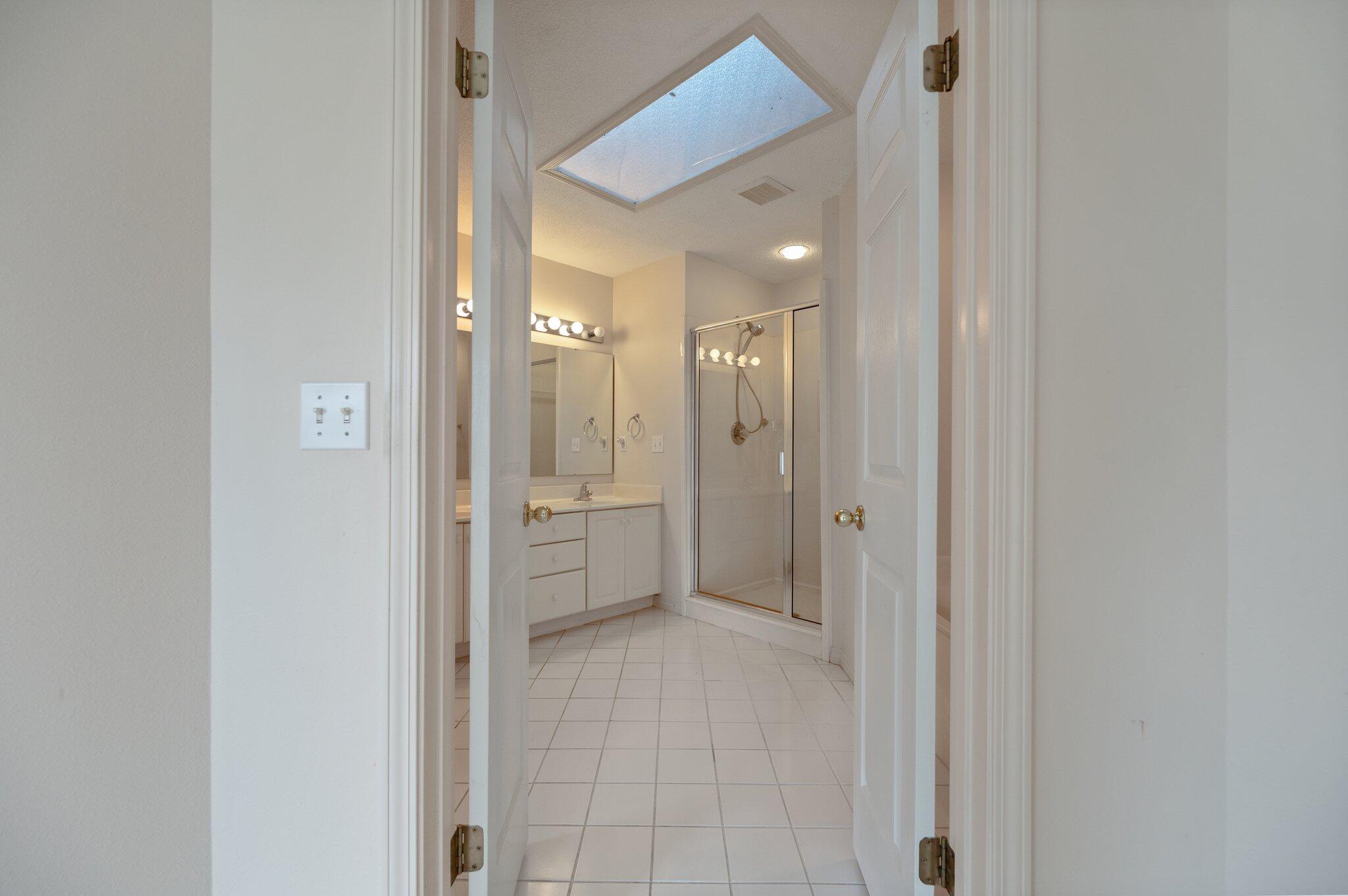RIDGE WOOD MANOR - Residential