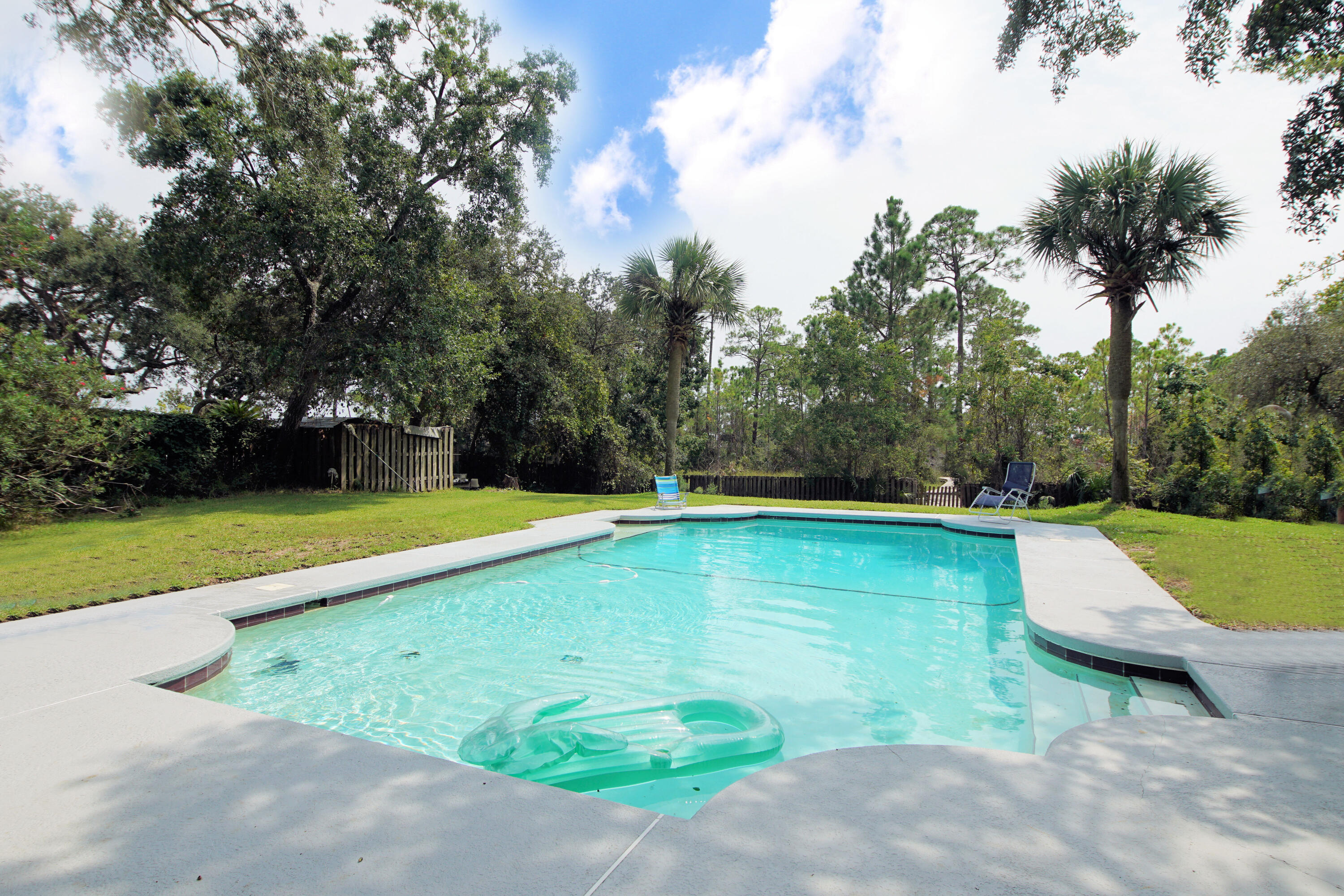 LAKE POINTE - Residential