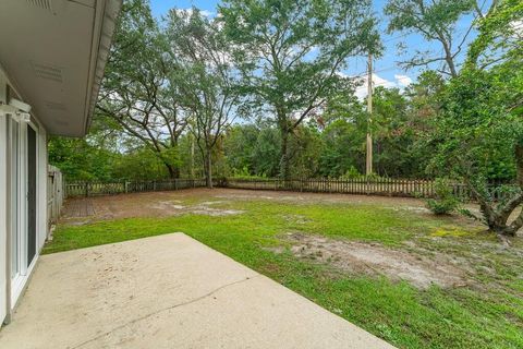 A home in Niceville