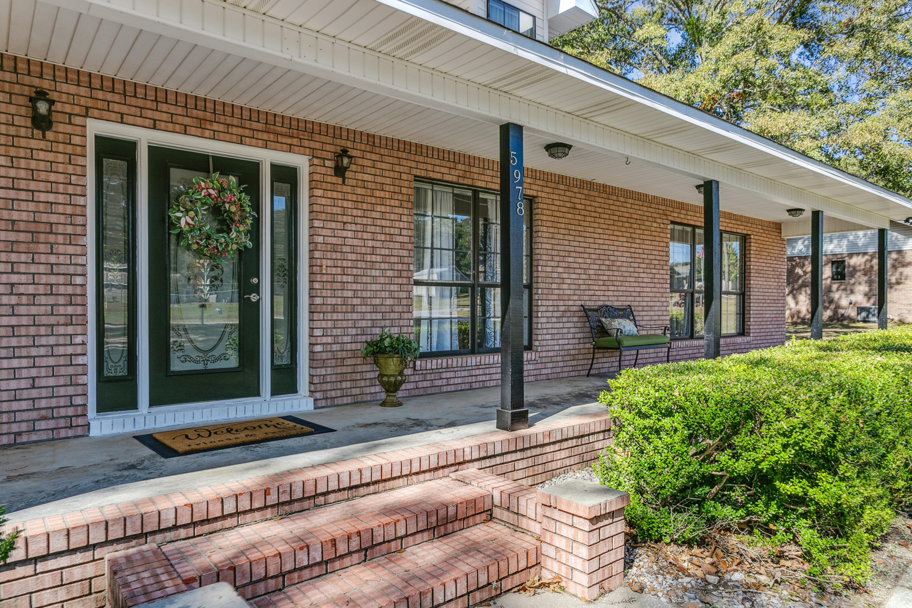 CRESTVIEW SUBURB - Residential