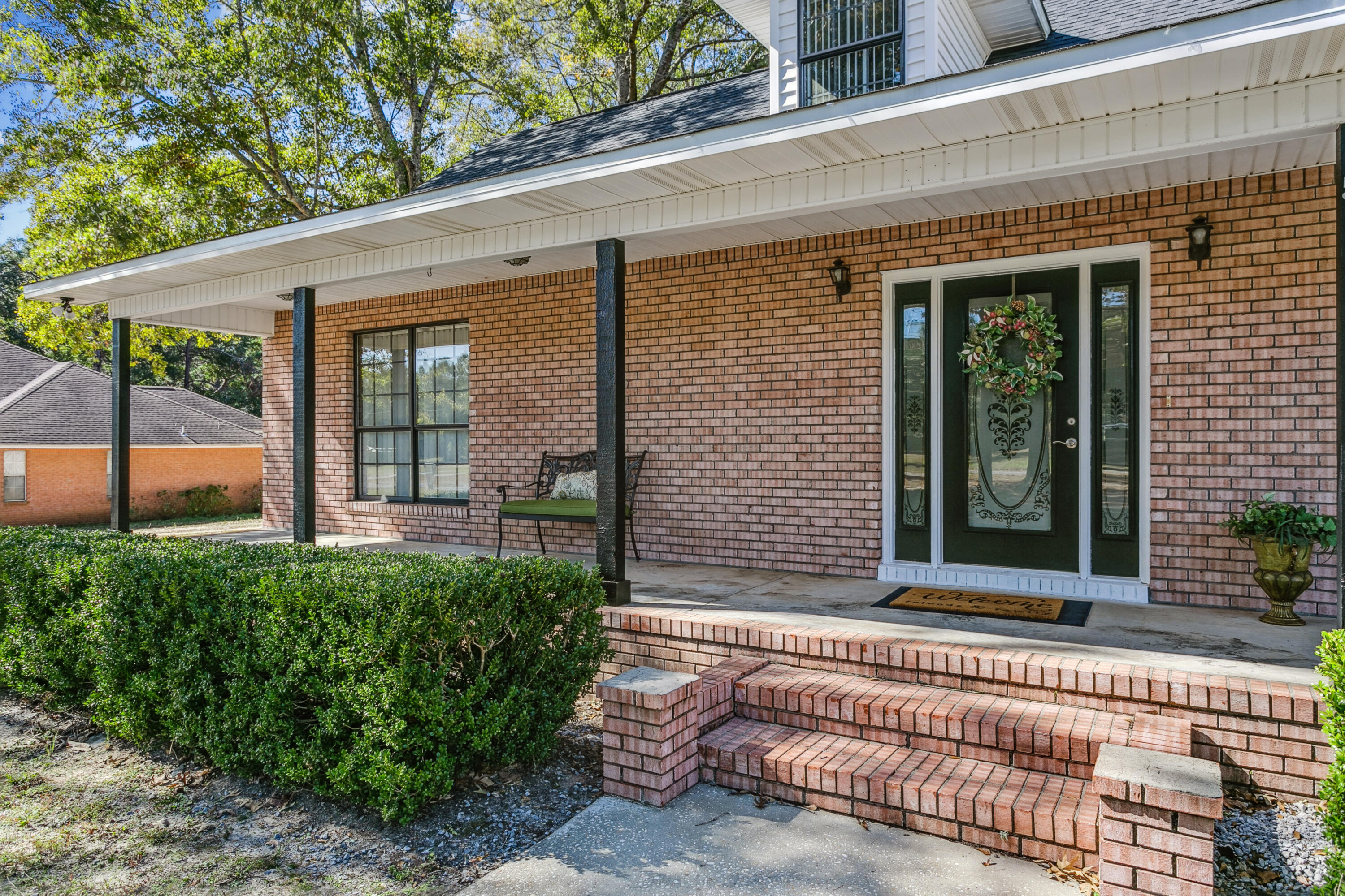 CRESTVIEW SUBURB - Residential