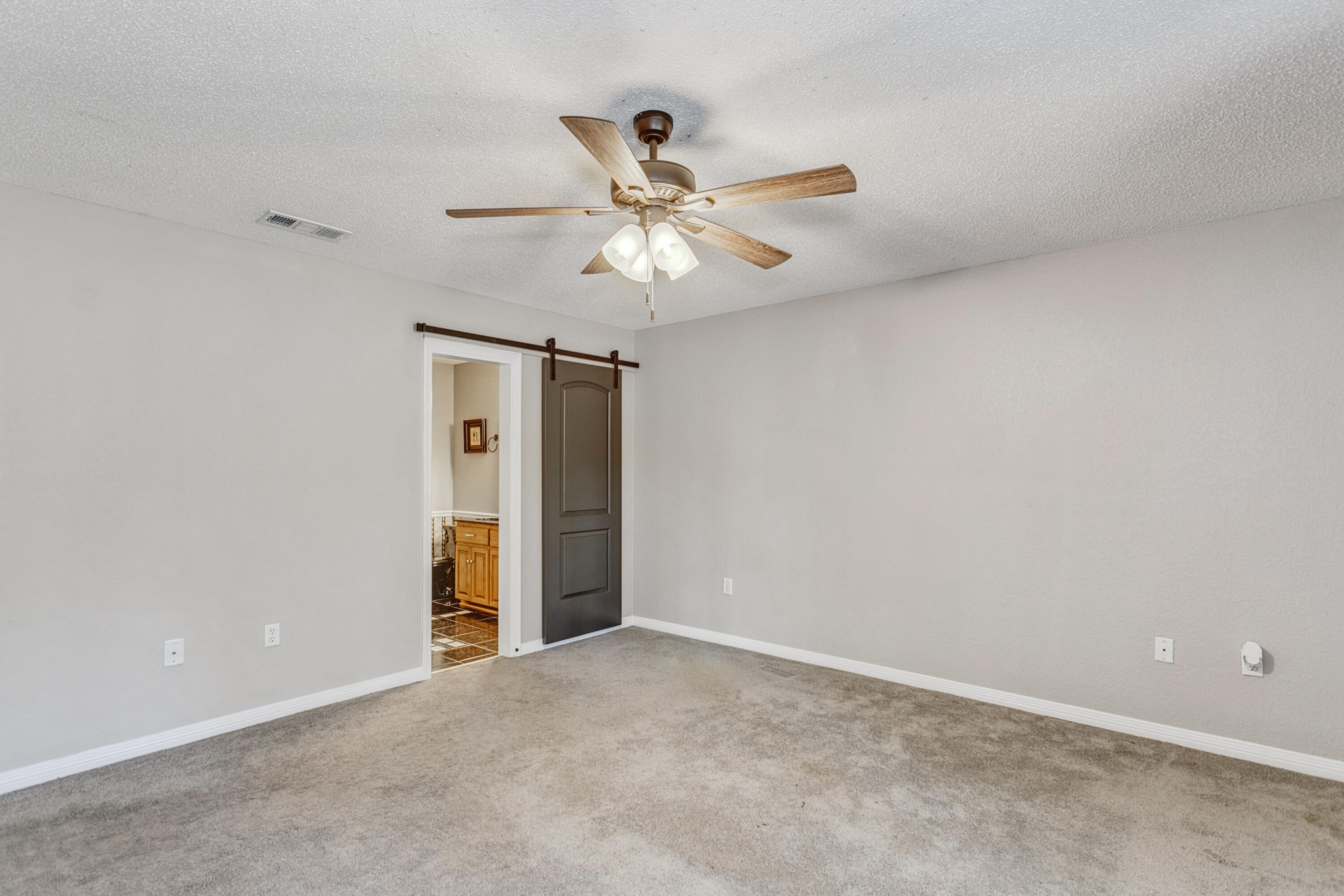 CRESTVIEW SUBURB - Residential