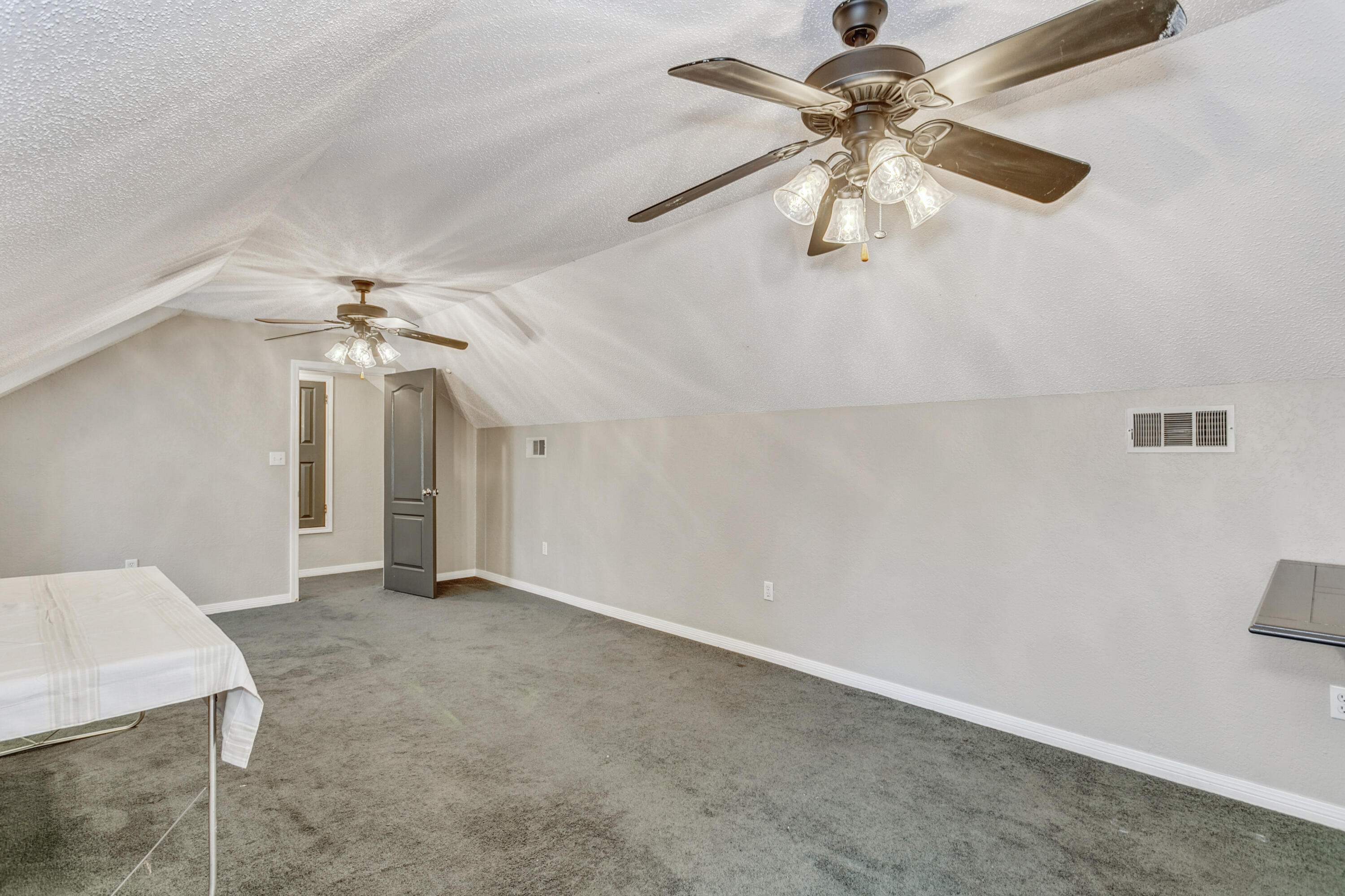 CRESTVIEW SUBURB - Residential