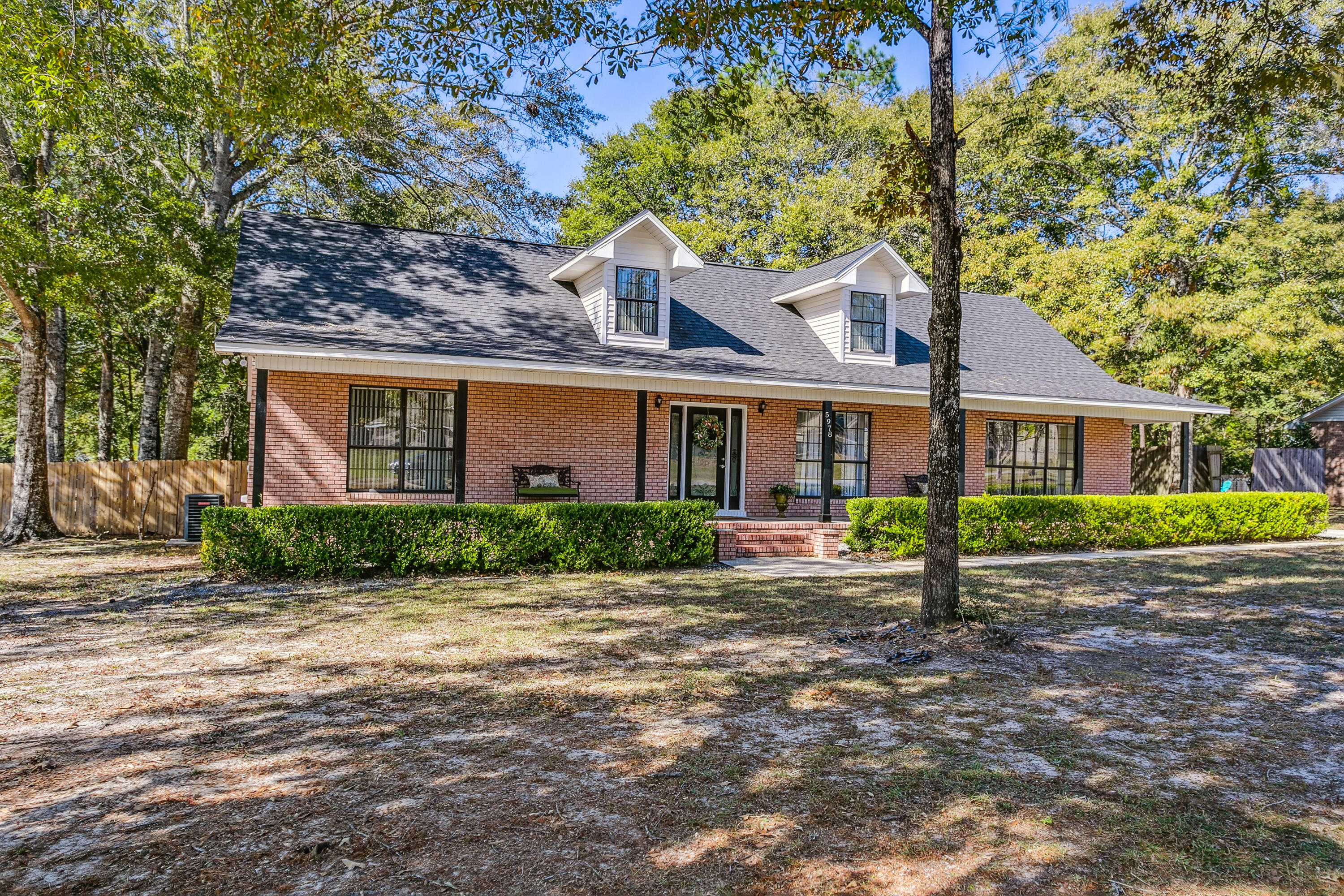 CRESTVIEW SUBURB - Residential