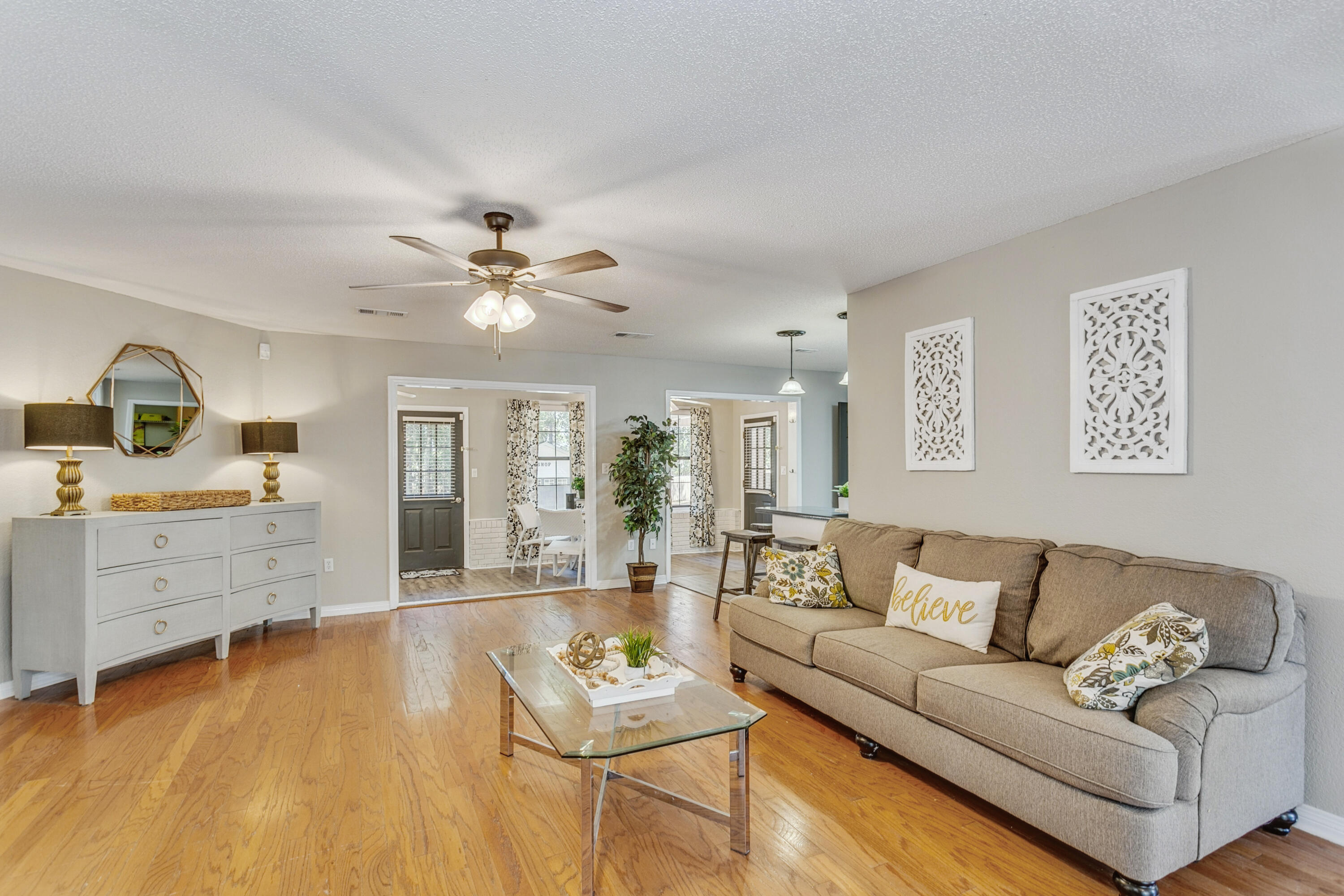 CRESTVIEW SUBURB - Residential