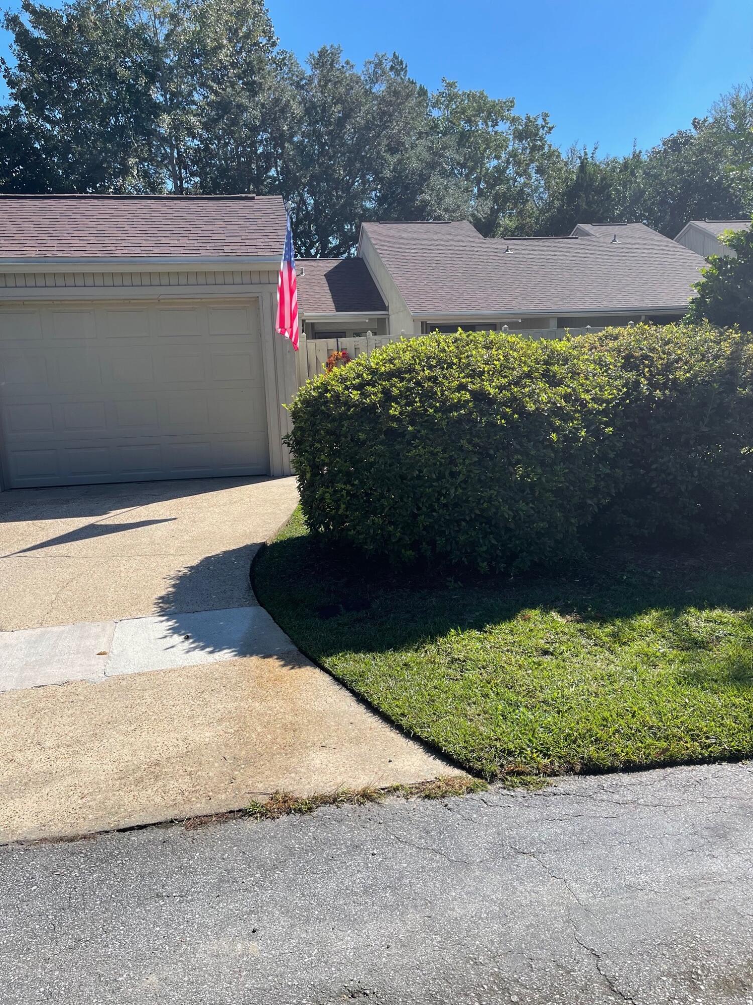 ROYAL OAK VILLAGE PH II-C UNIT 46 - Residential