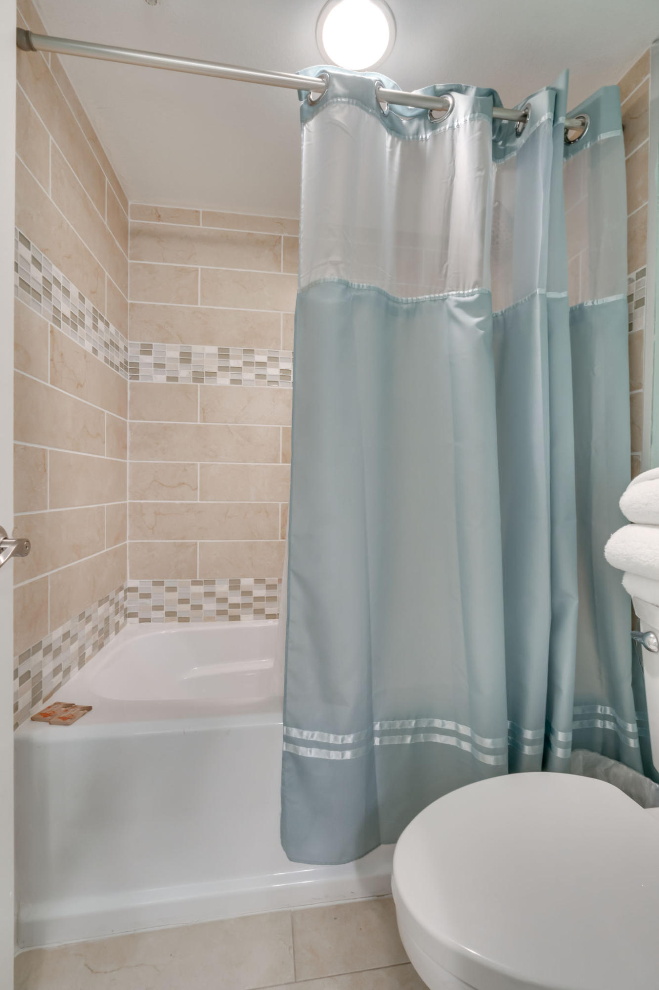 WATERVIEW TOWERS - Residential