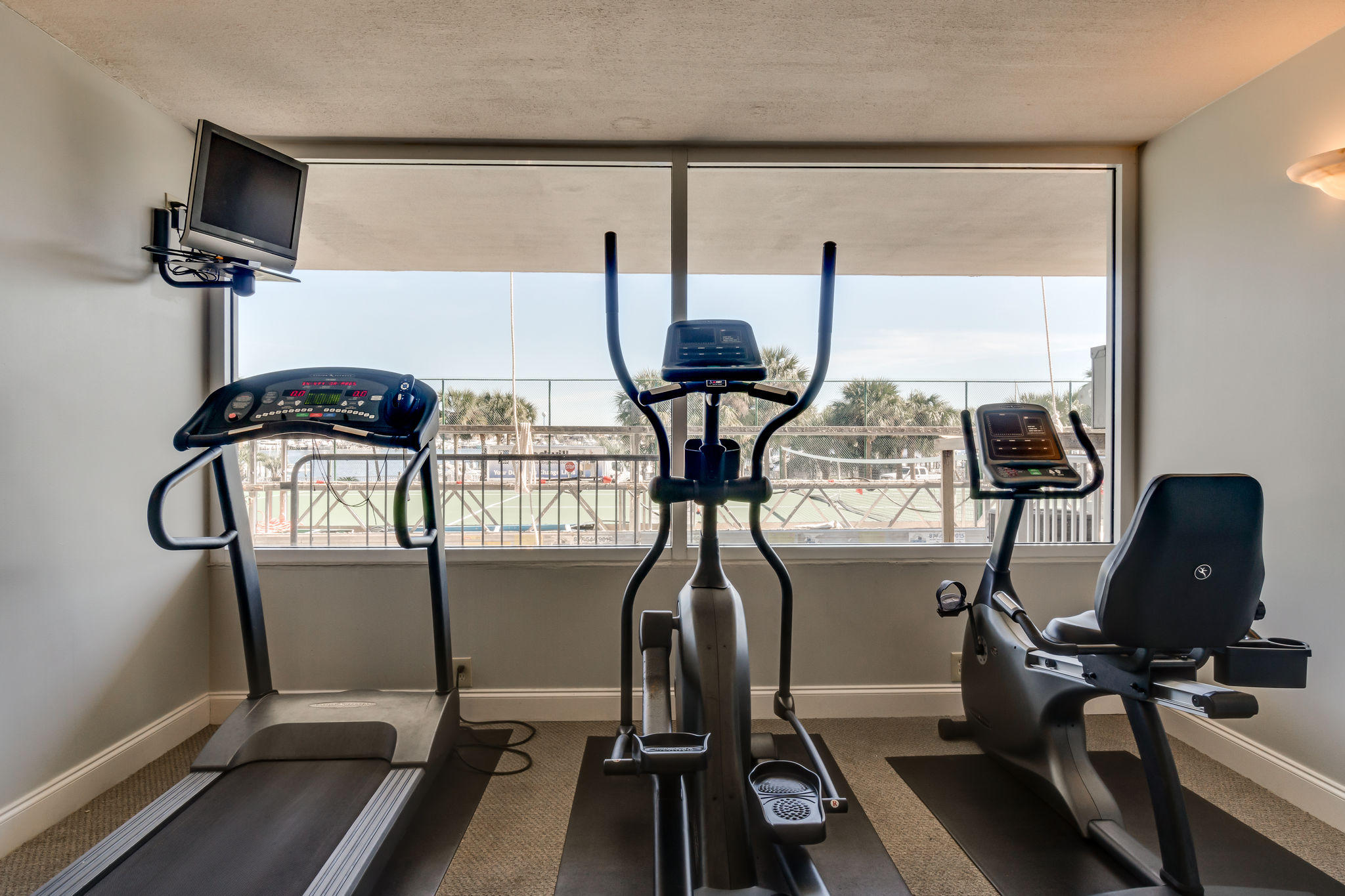 WATERVIEW TOWERS - Residential