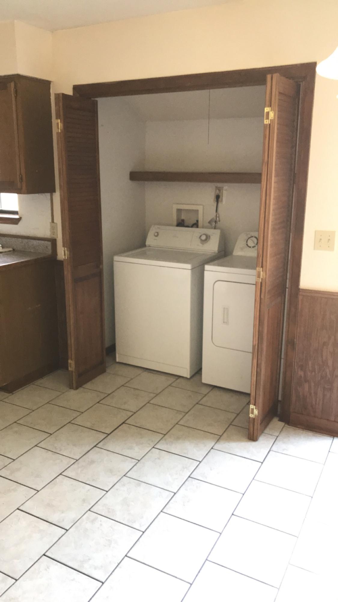 CHATEAU PRES DE LA MER - Residential Lease