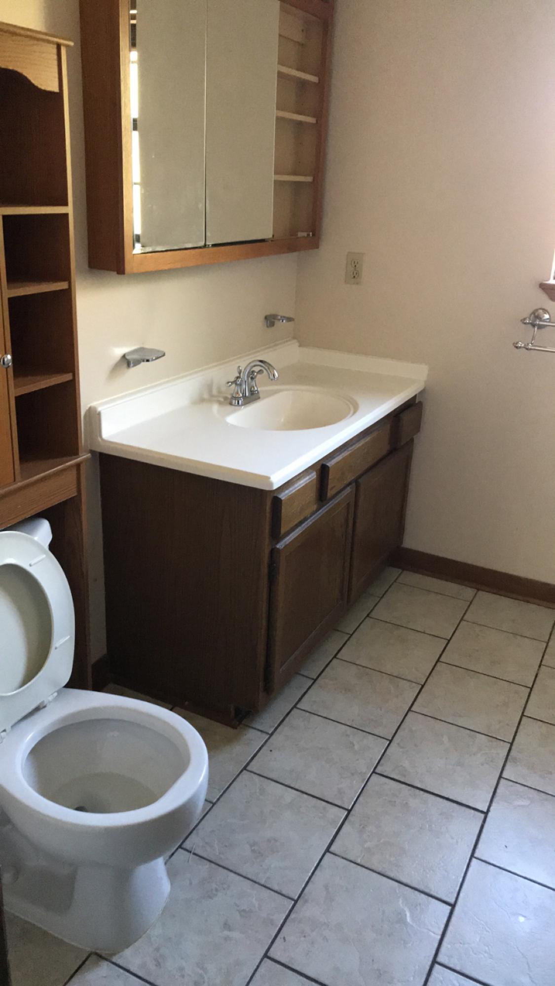 CHATEAU PRES DE LA MER - Residential Lease