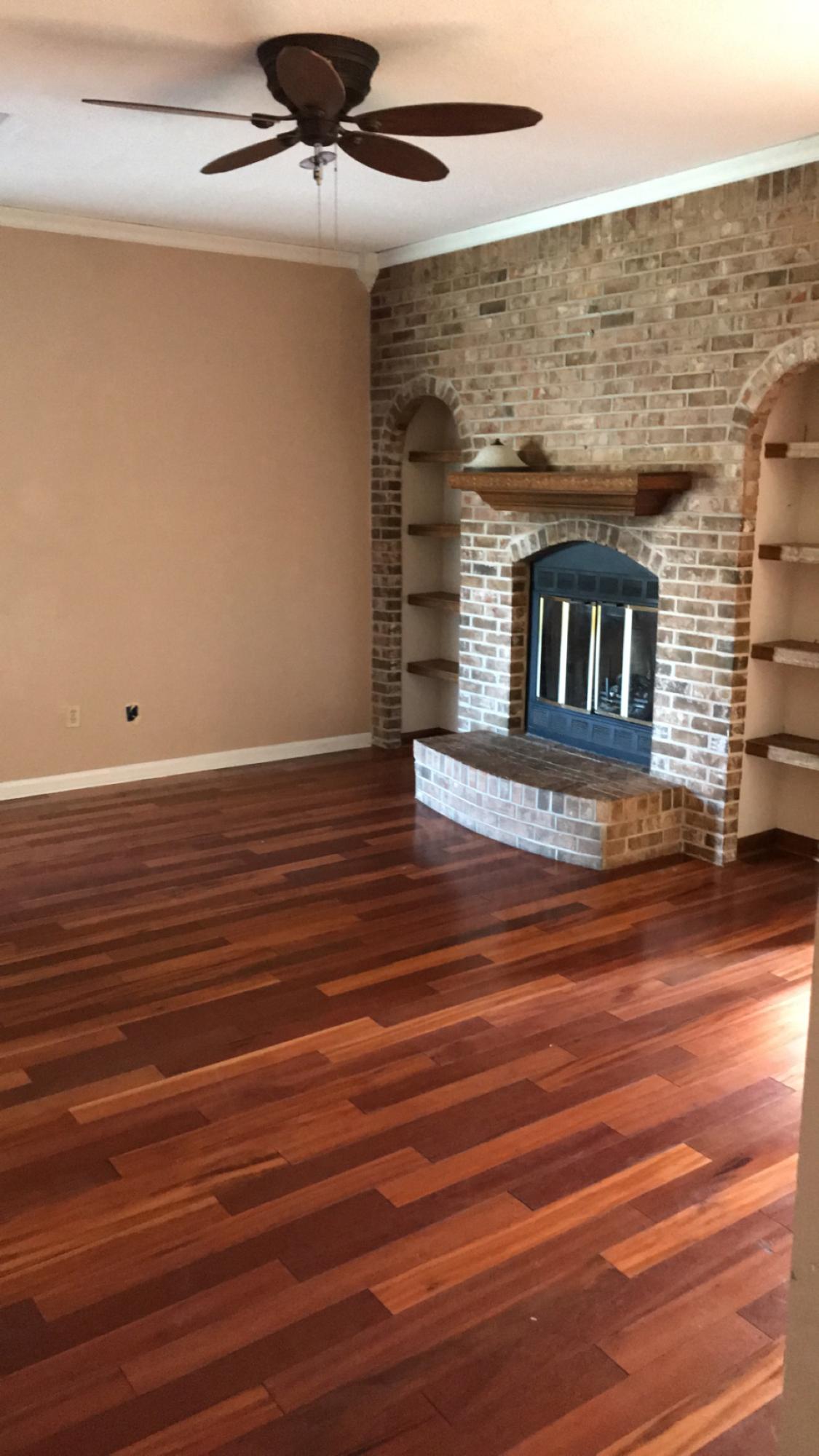 CHATEAU PRES DE LA MER - Residential Lease