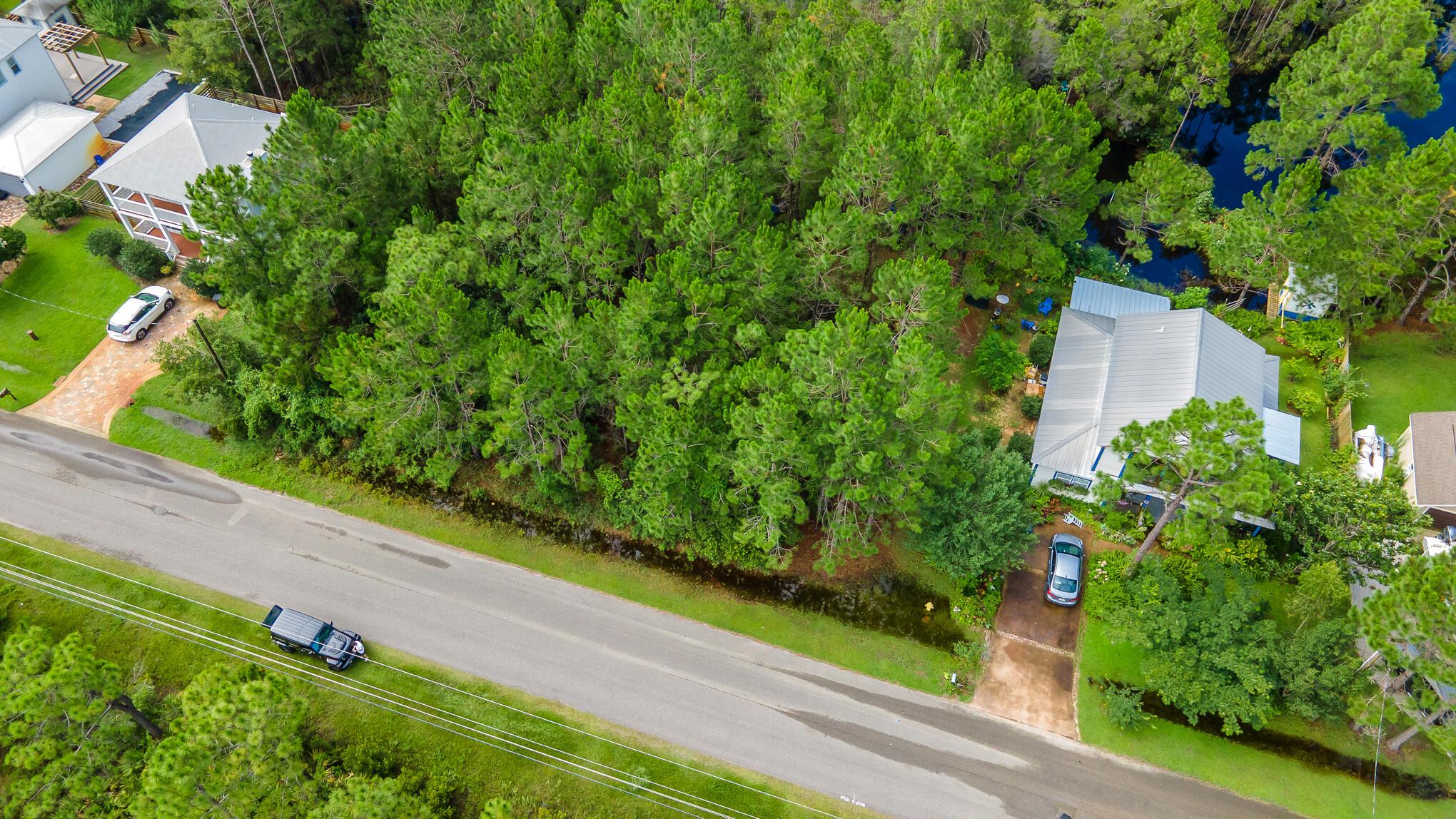 MACK BAYOU PINES S/D - Land