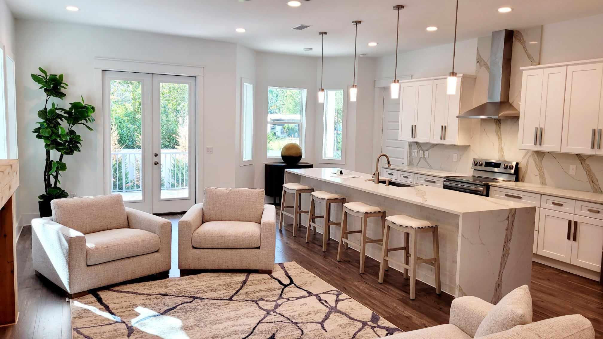 TOWN OF SANTA ROSA - Residential