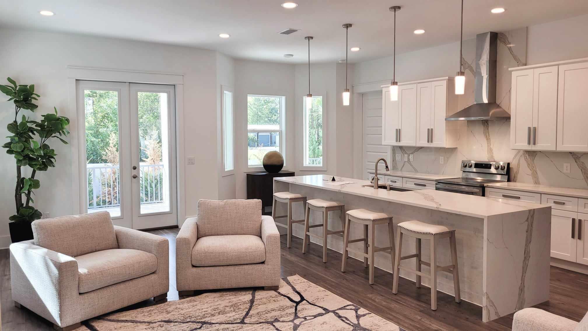 TOWN OF SANTA ROSA - Residential