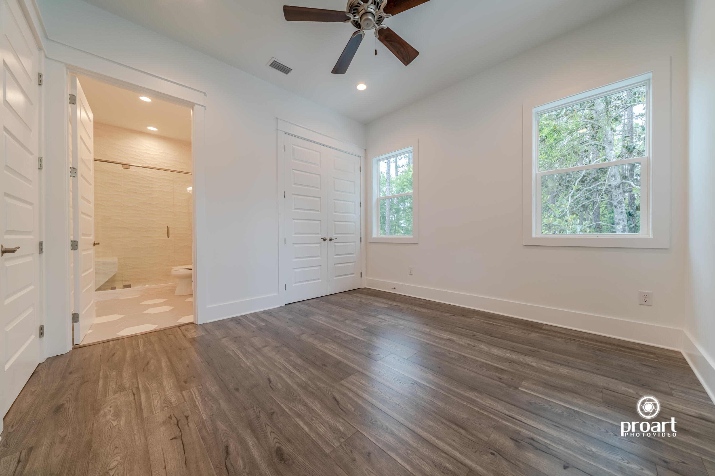 TOWN OF SANTA ROSA - Residential