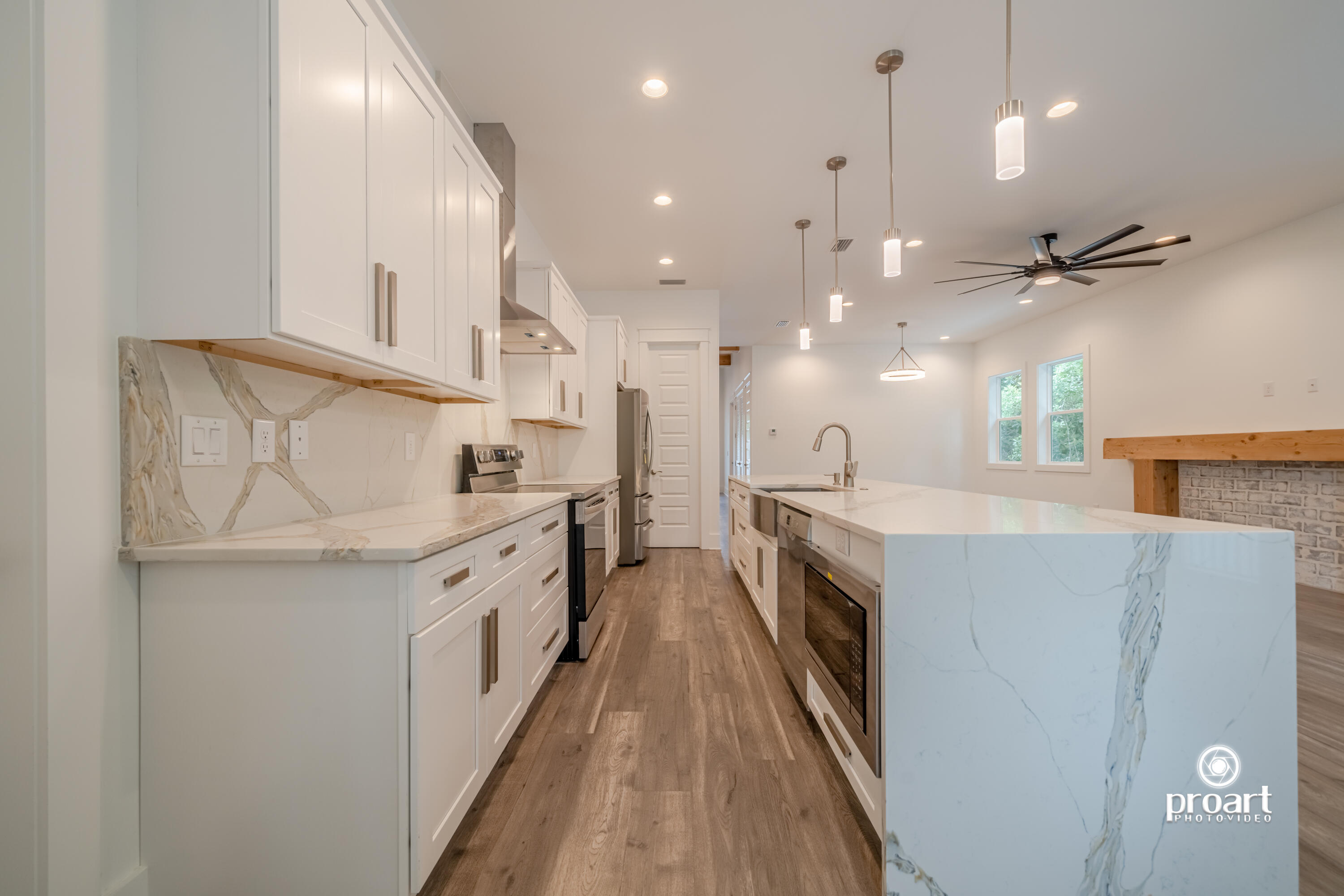 TOWN OF SANTA ROSA - Residential