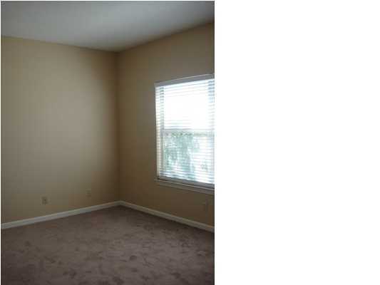 POINTE OF VIEW - Residential Lease