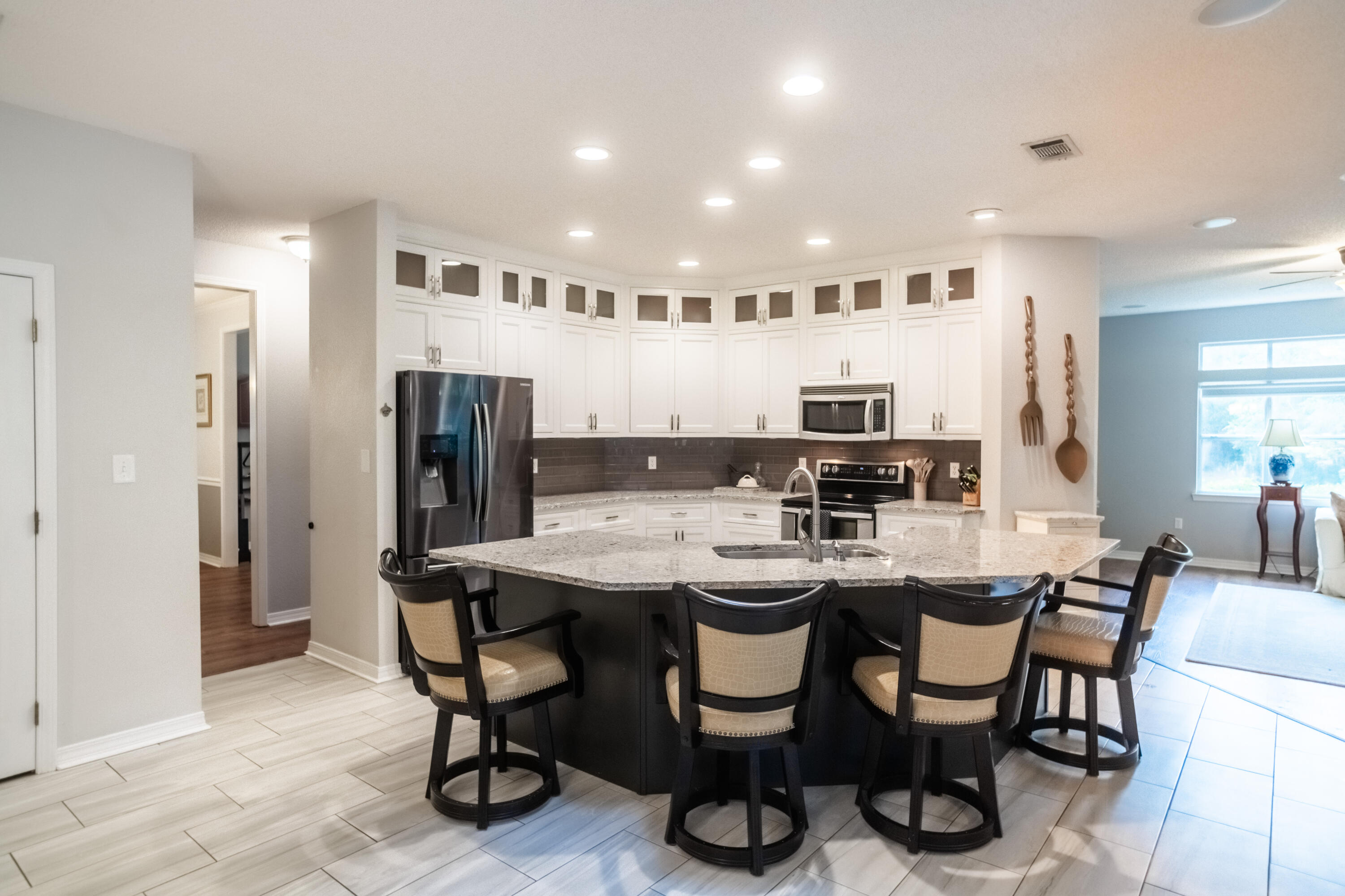 ROCKY BAYOU COUNTRY CLUB ESTATES 3 - Residential
