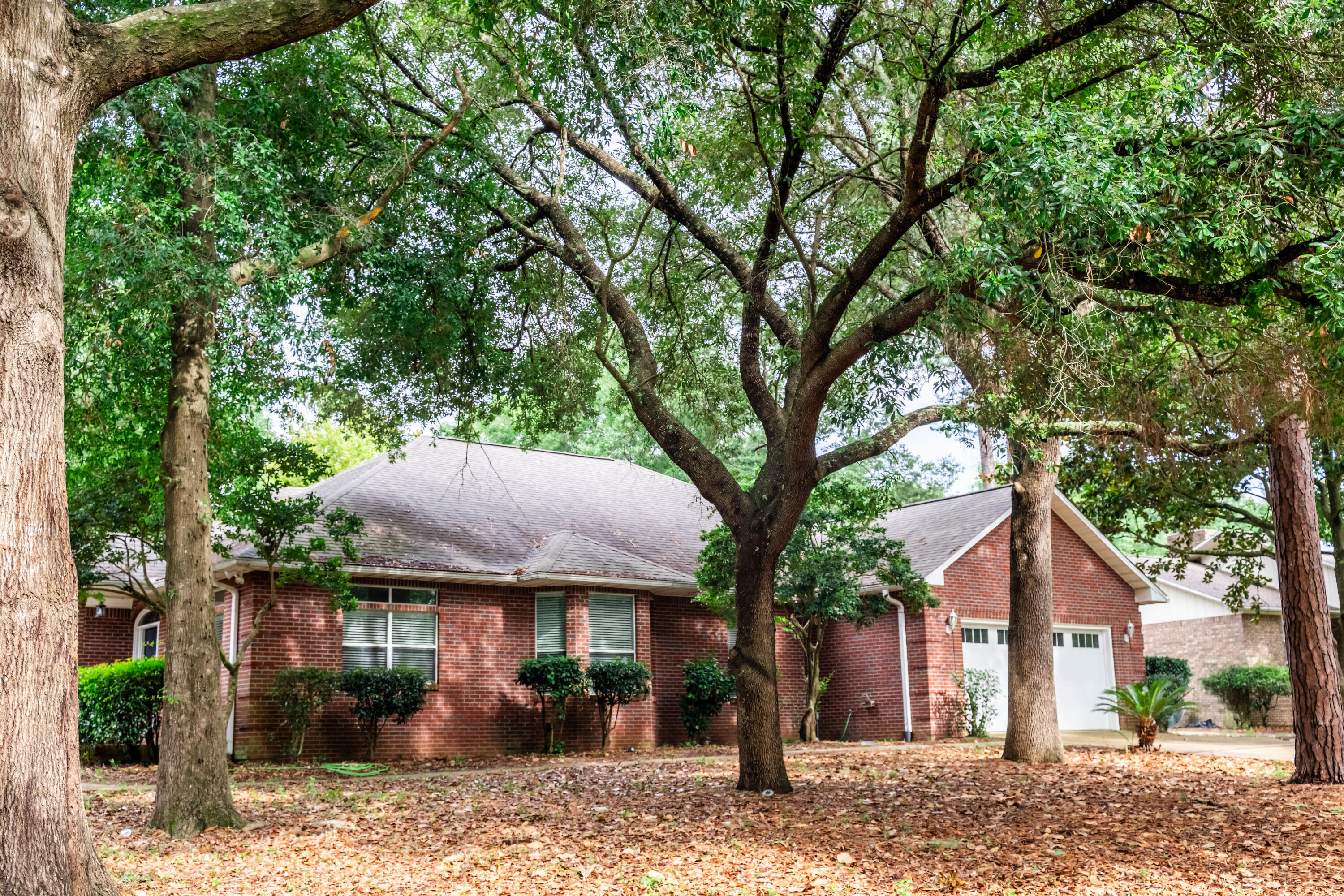 ROCKY BAYOU COUNTRY CLUB ESTATES 3 - Residential