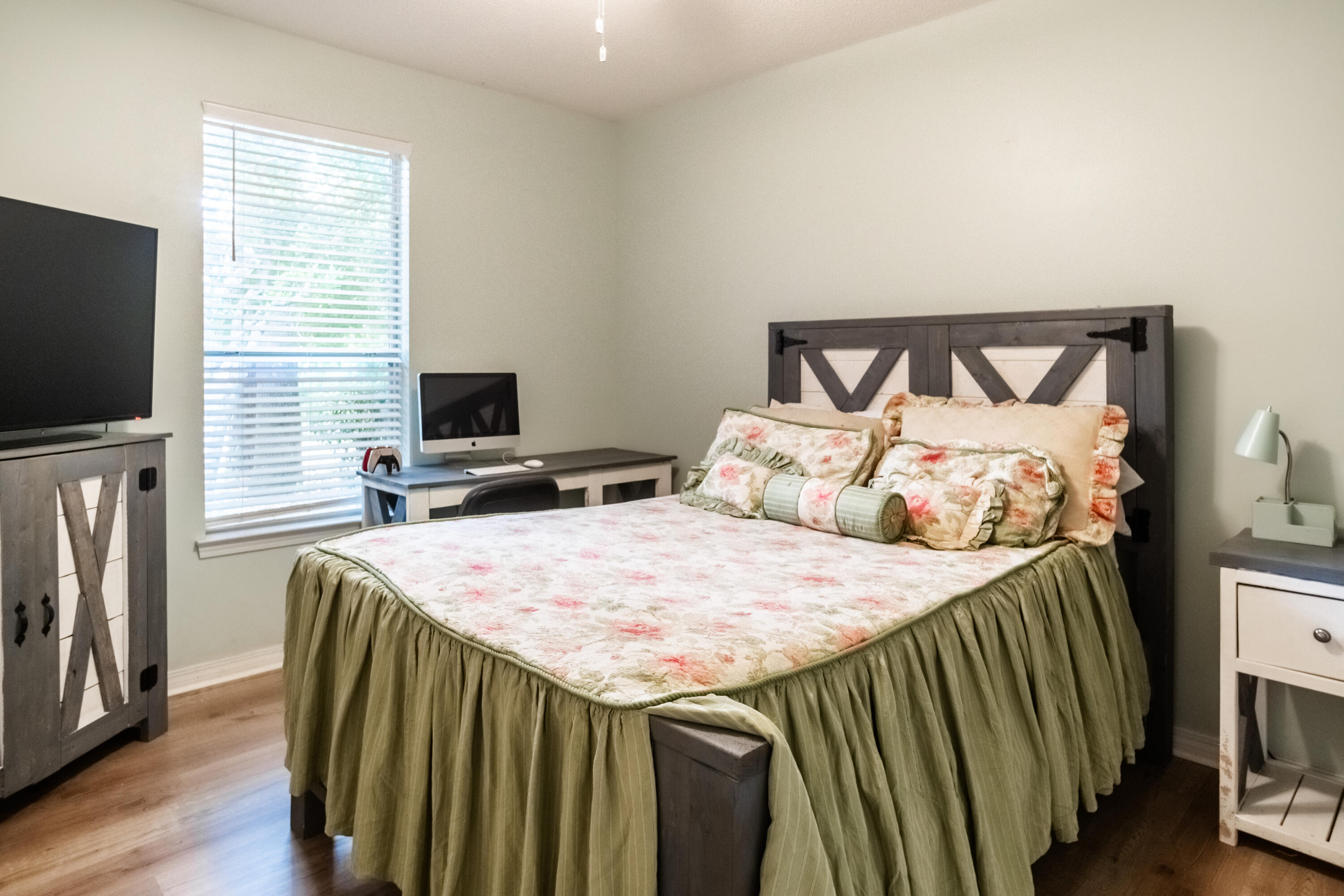 ROCKY BAYOU COUNTRY CLUB ESTATES 3 - Residential