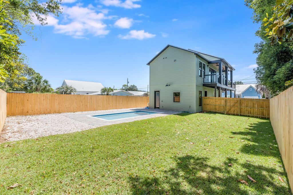 LAGUNA BEACH 8TH ADDN - Residential