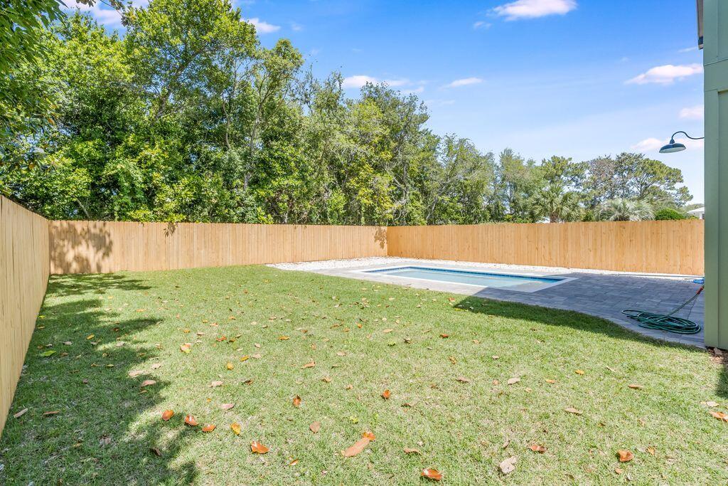 LAGUNA BEACH 8TH ADDN - Residential