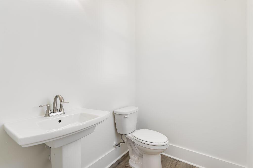 LAGUNA BEACH 8TH ADDN - Residential