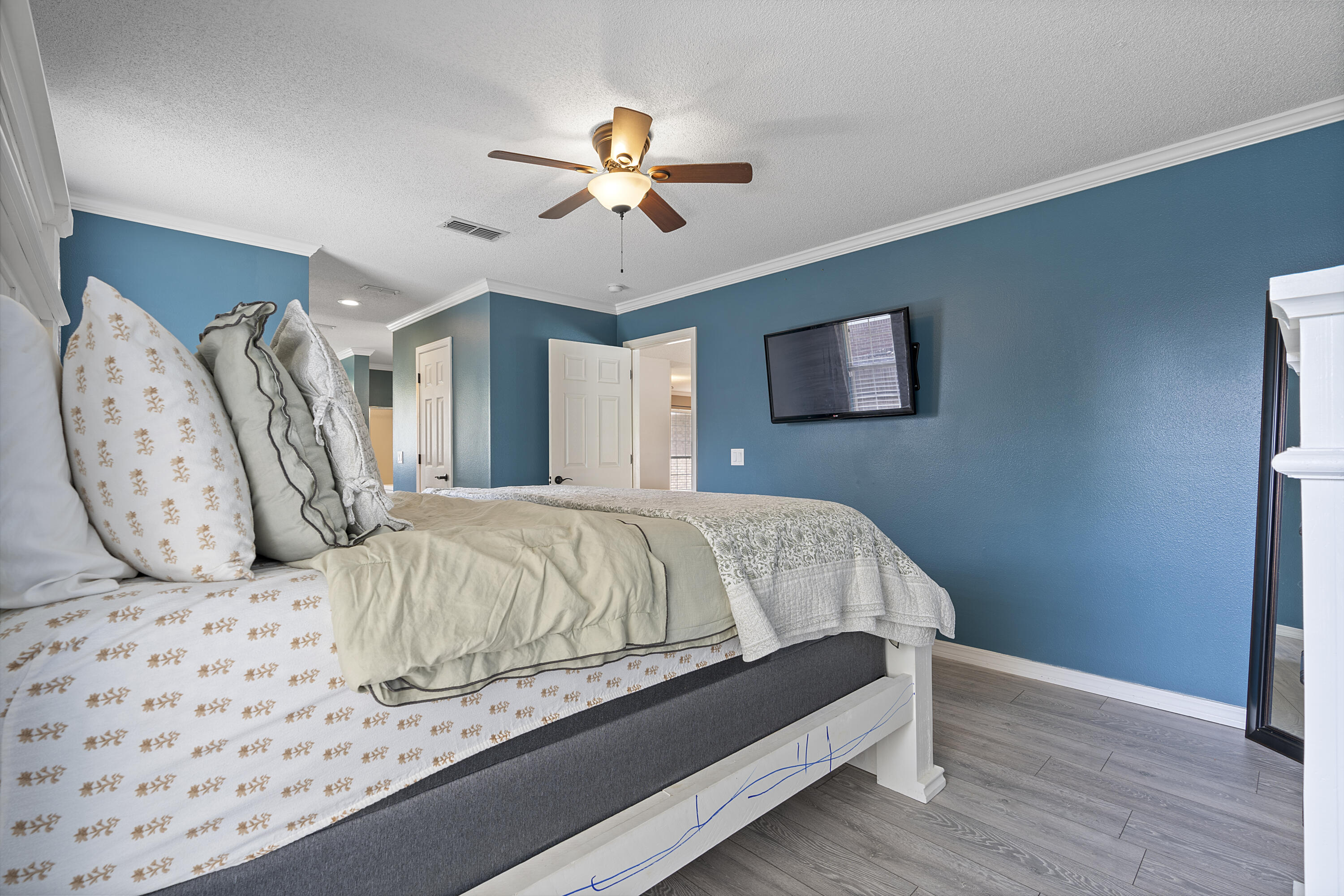 MARION MANOR - Residential