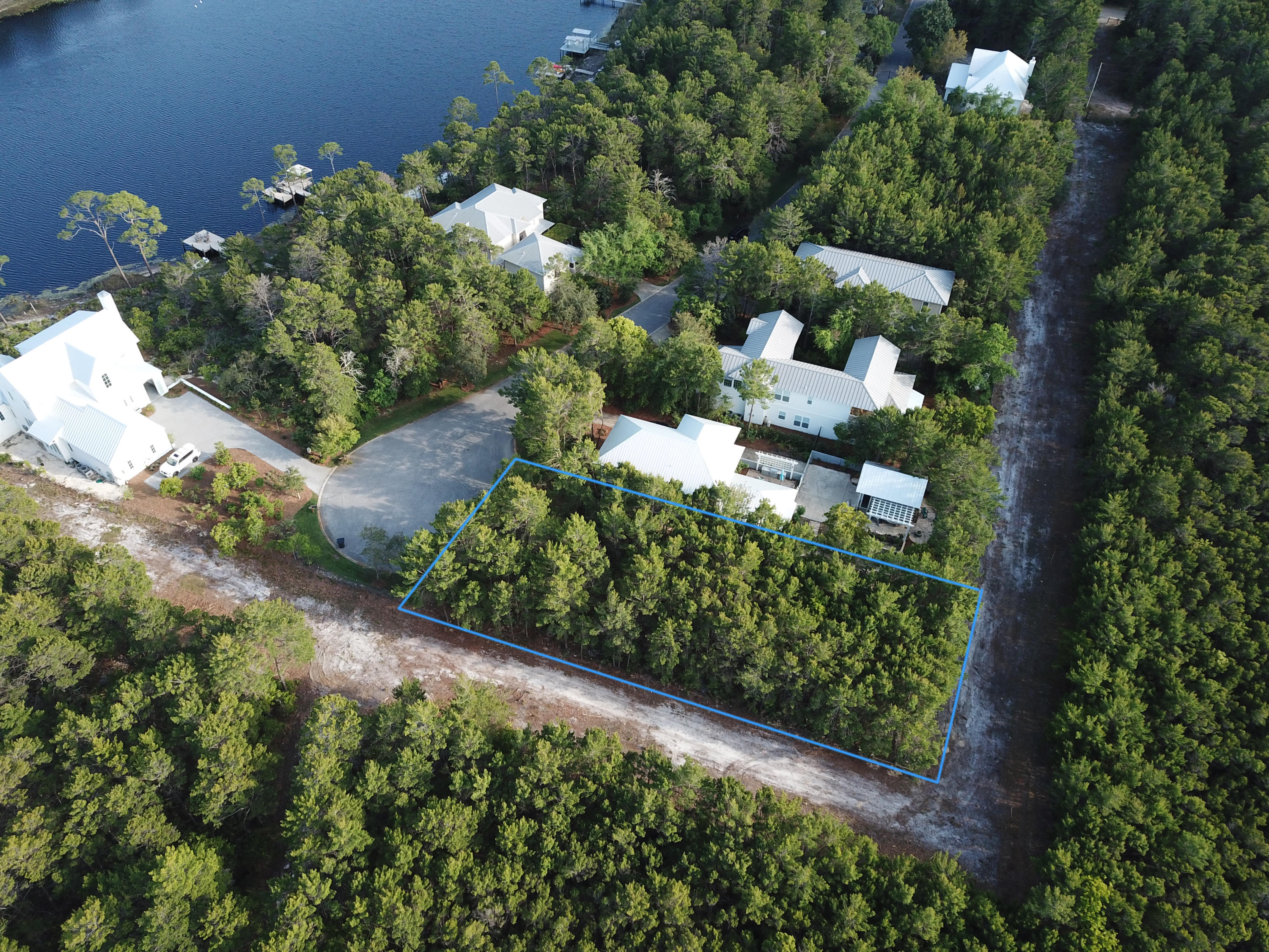 THE LANDING AT CAMP CREEK - Land