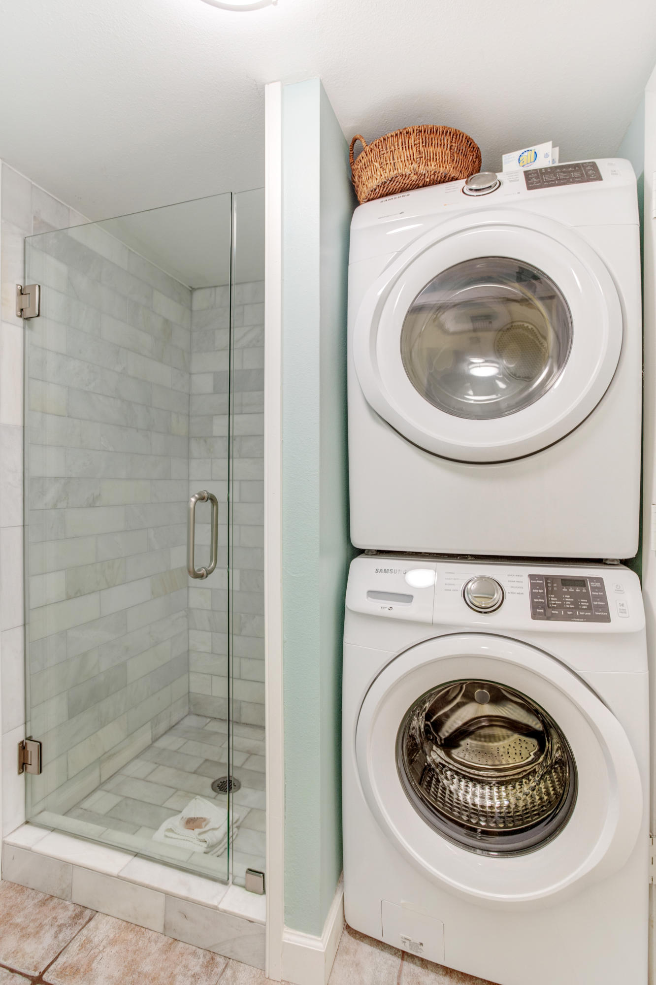 BAYOU VILLAGE CONDO PH 1 - Residential