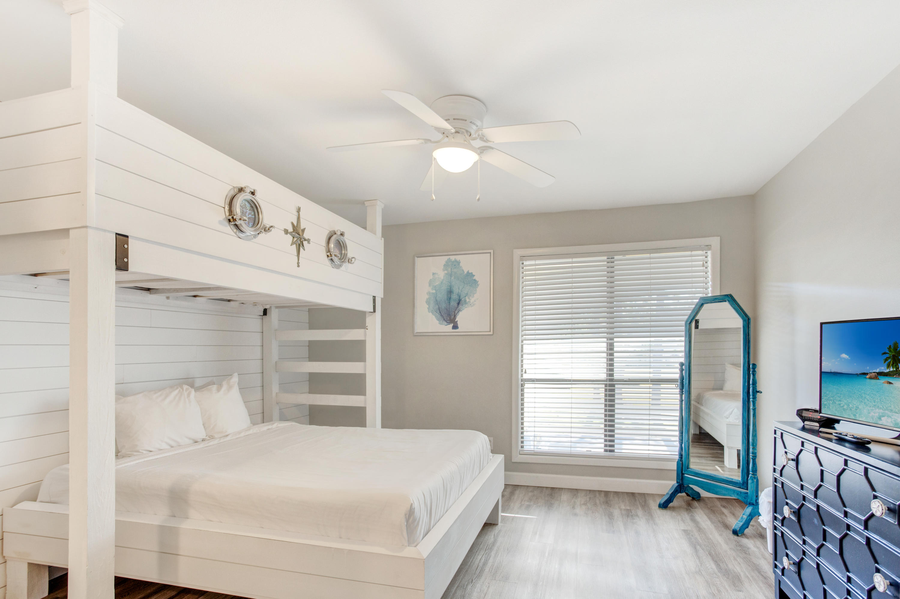 BAYOU VILLAGE CONDO PH 1 - Residential
