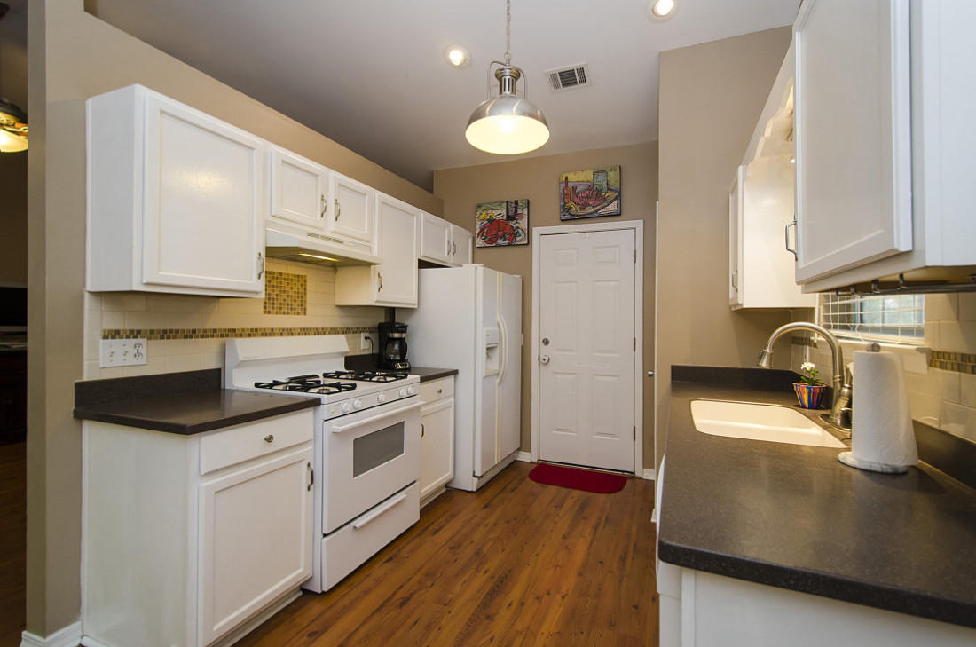 HELMS & ALLEN - Residential