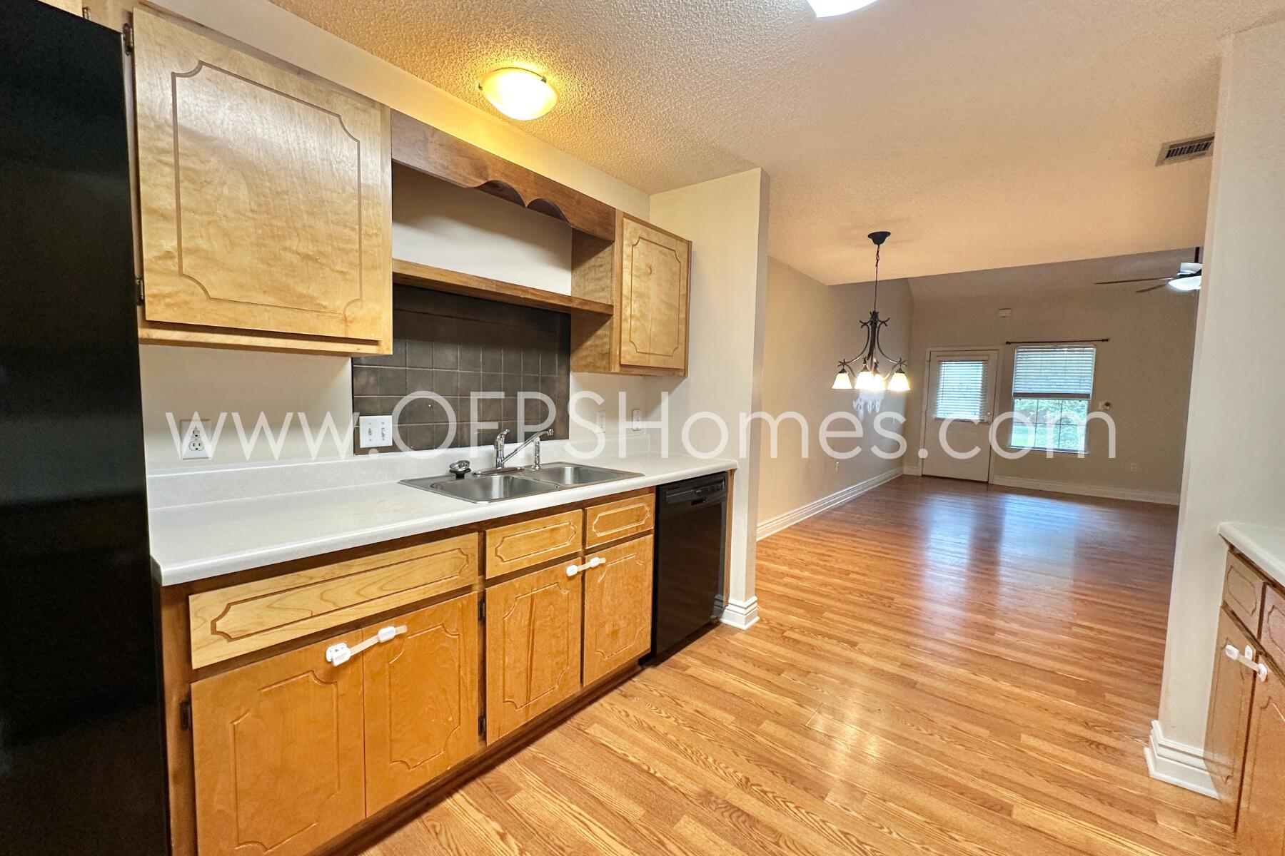 BLUE RIDGE ESTATES S/D - Residential Lease