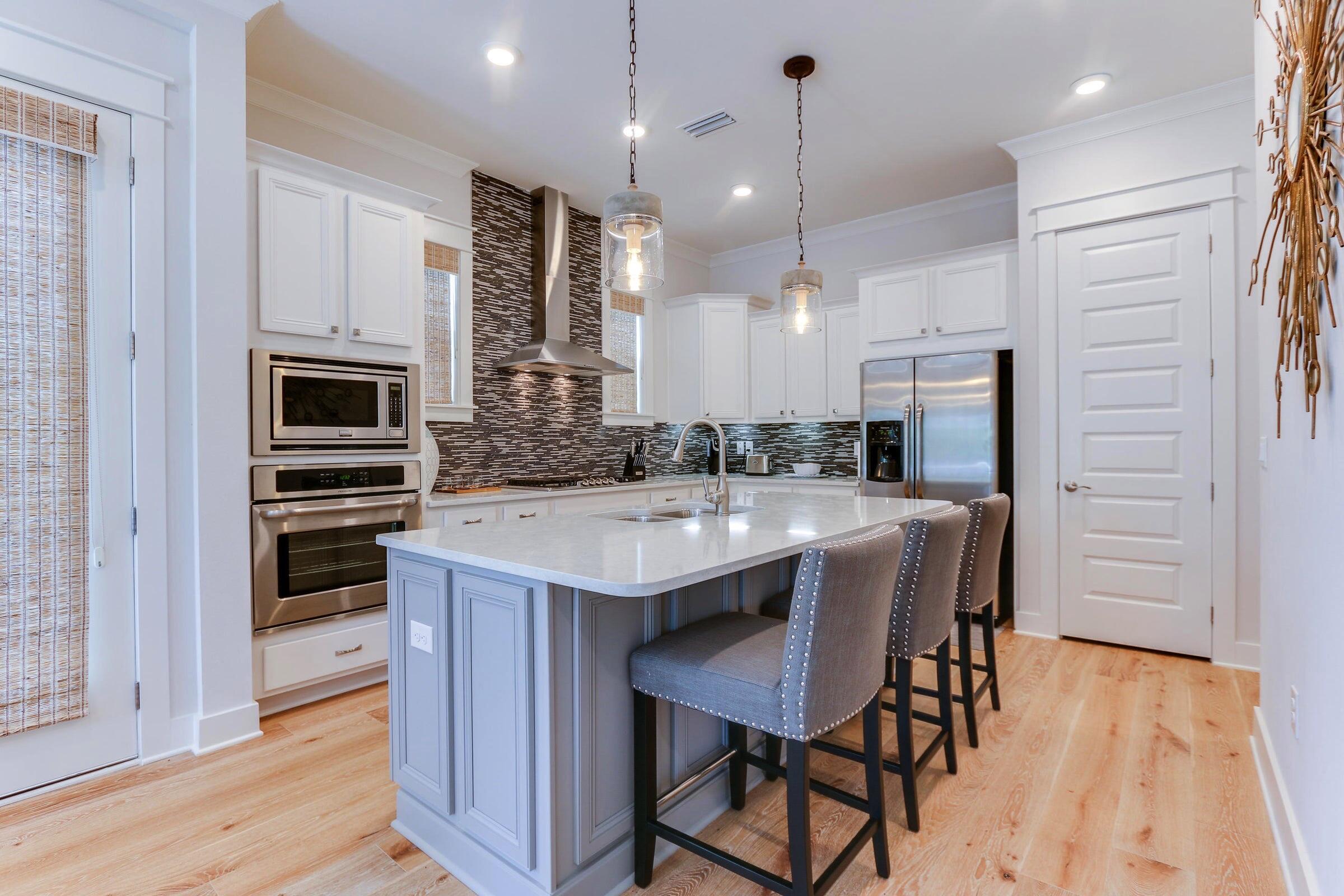 Prominence on 30a - Residential